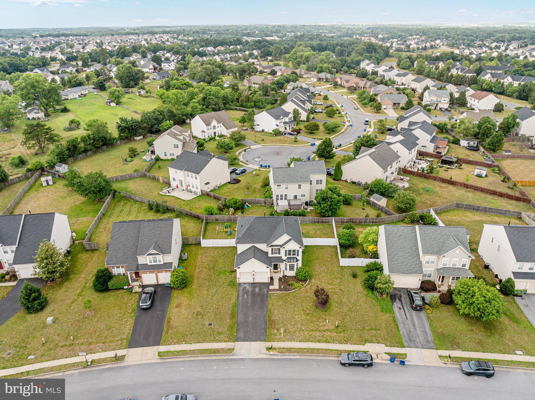 WAKELAND MANOR - Residential