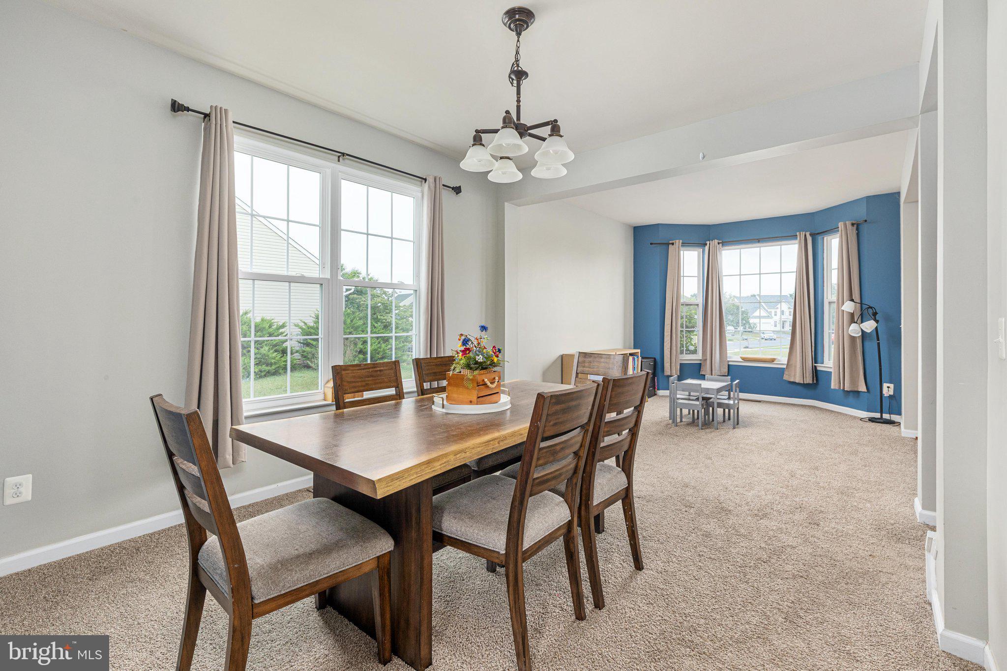 WAKELAND MANOR - Residential