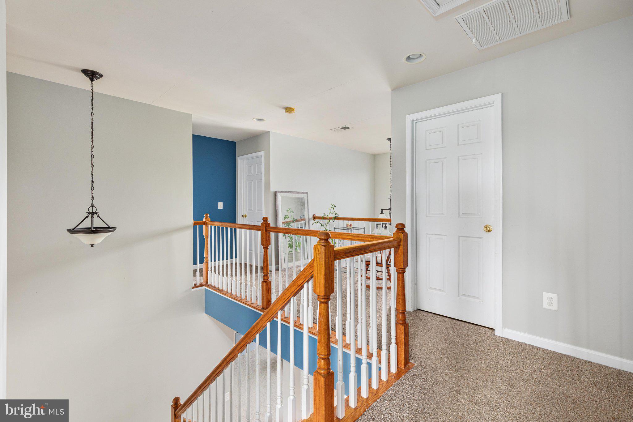 WAKELAND MANOR - Residential