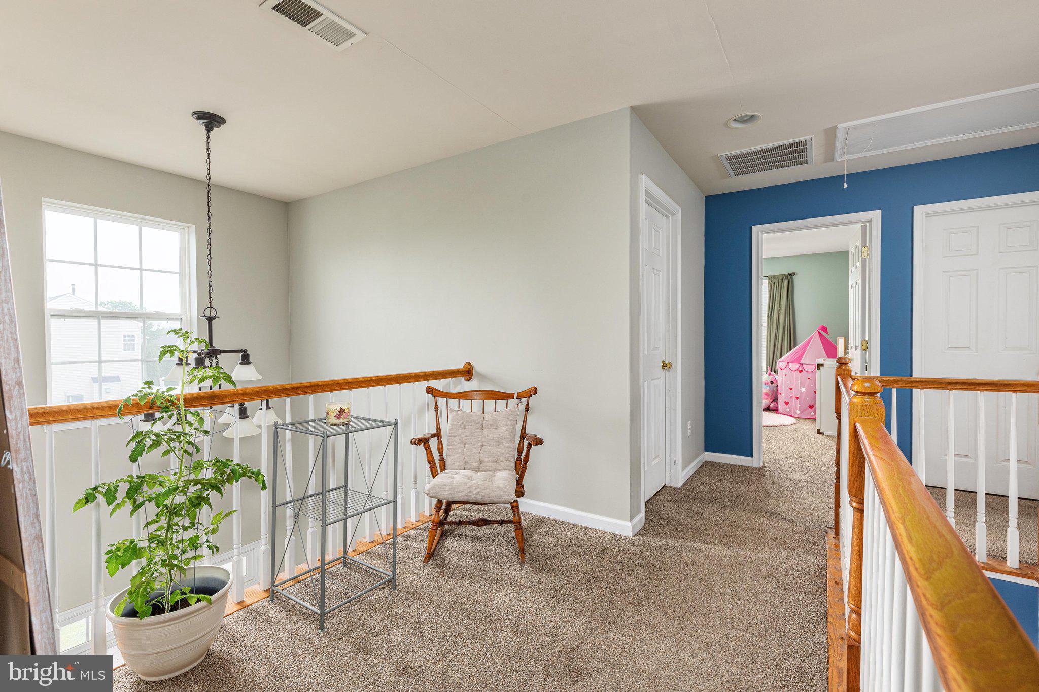 WAKELAND MANOR - Residential