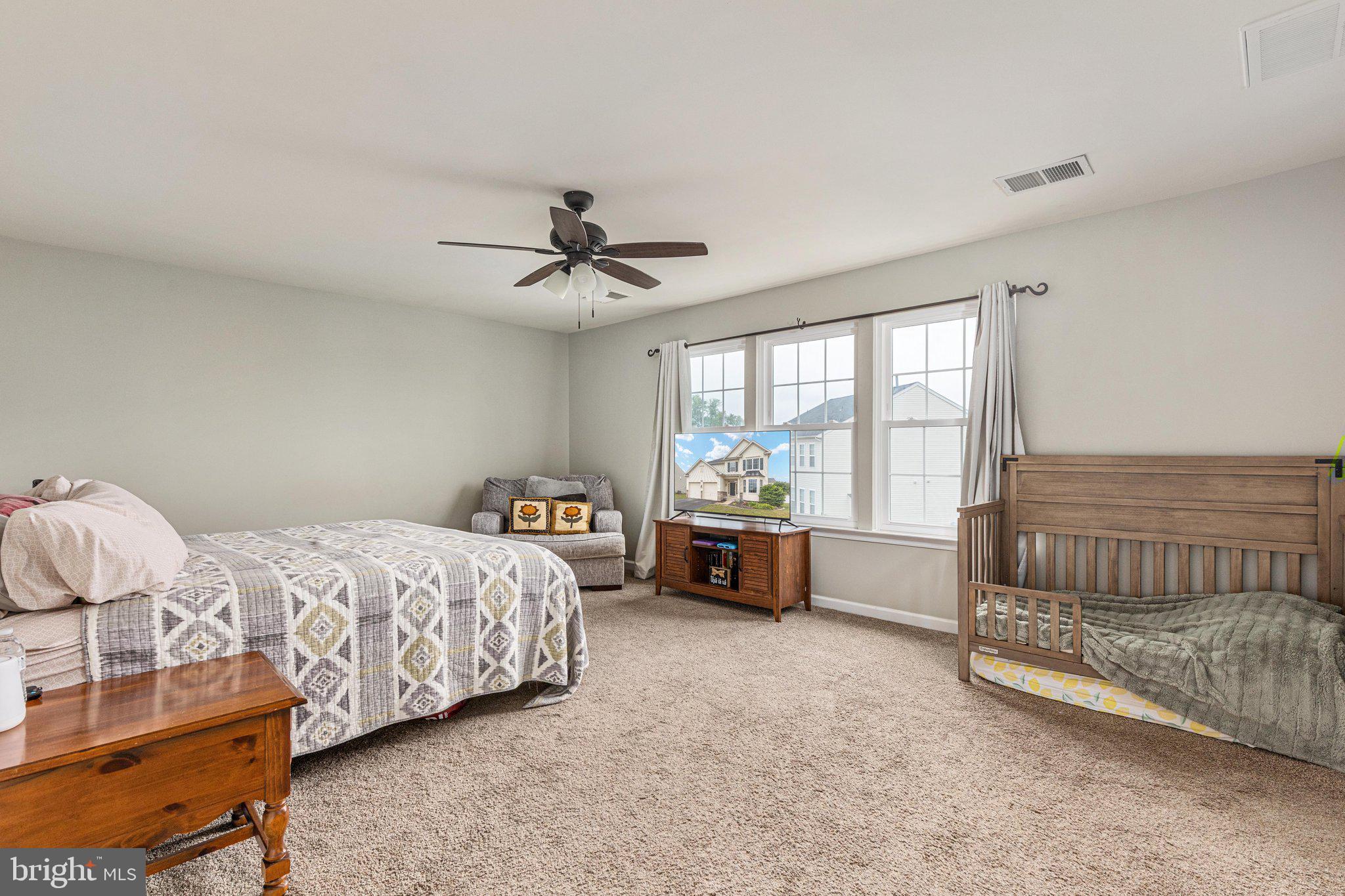 WAKELAND MANOR - Residential