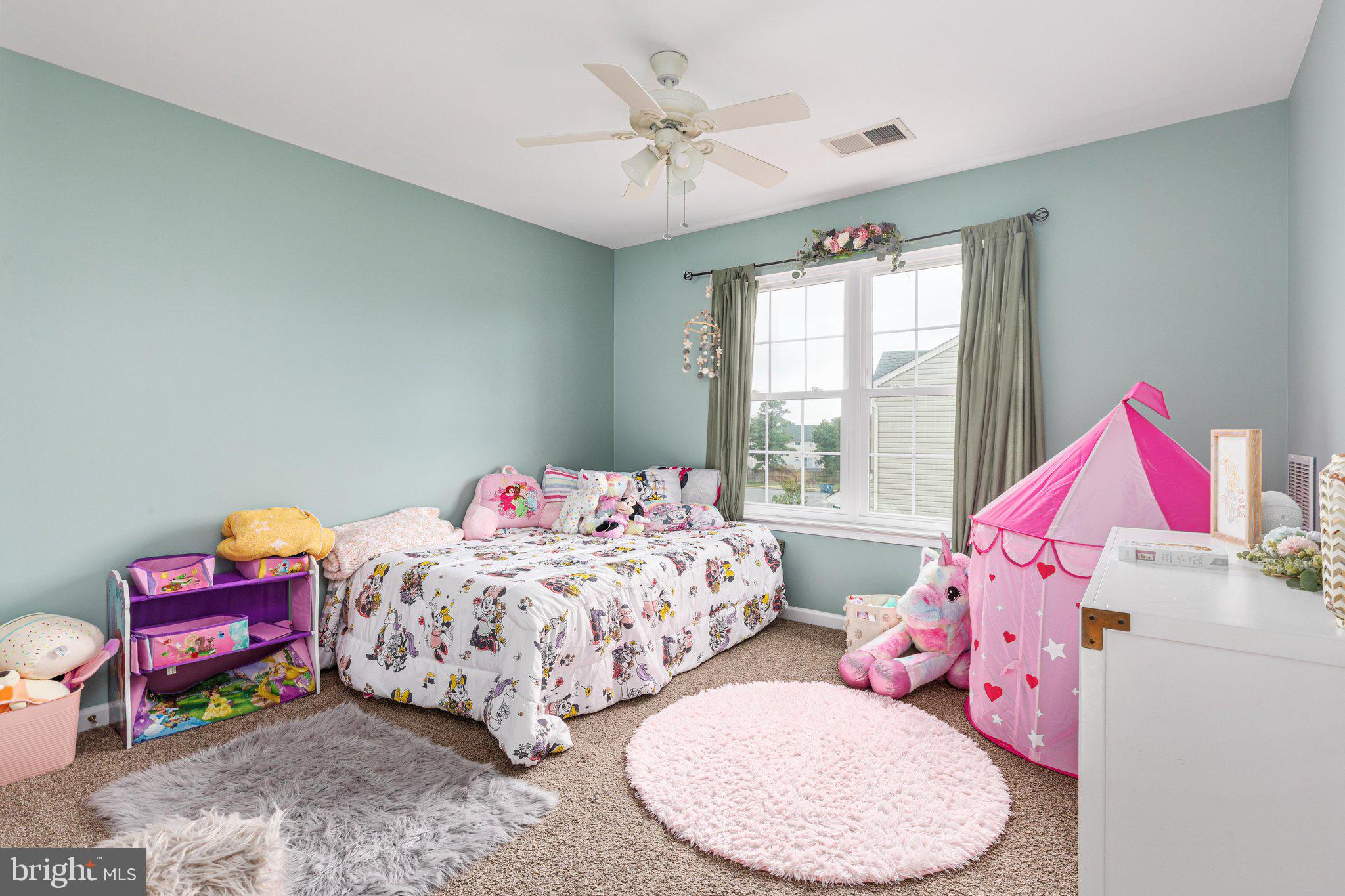 WAKELAND MANOR - Residential