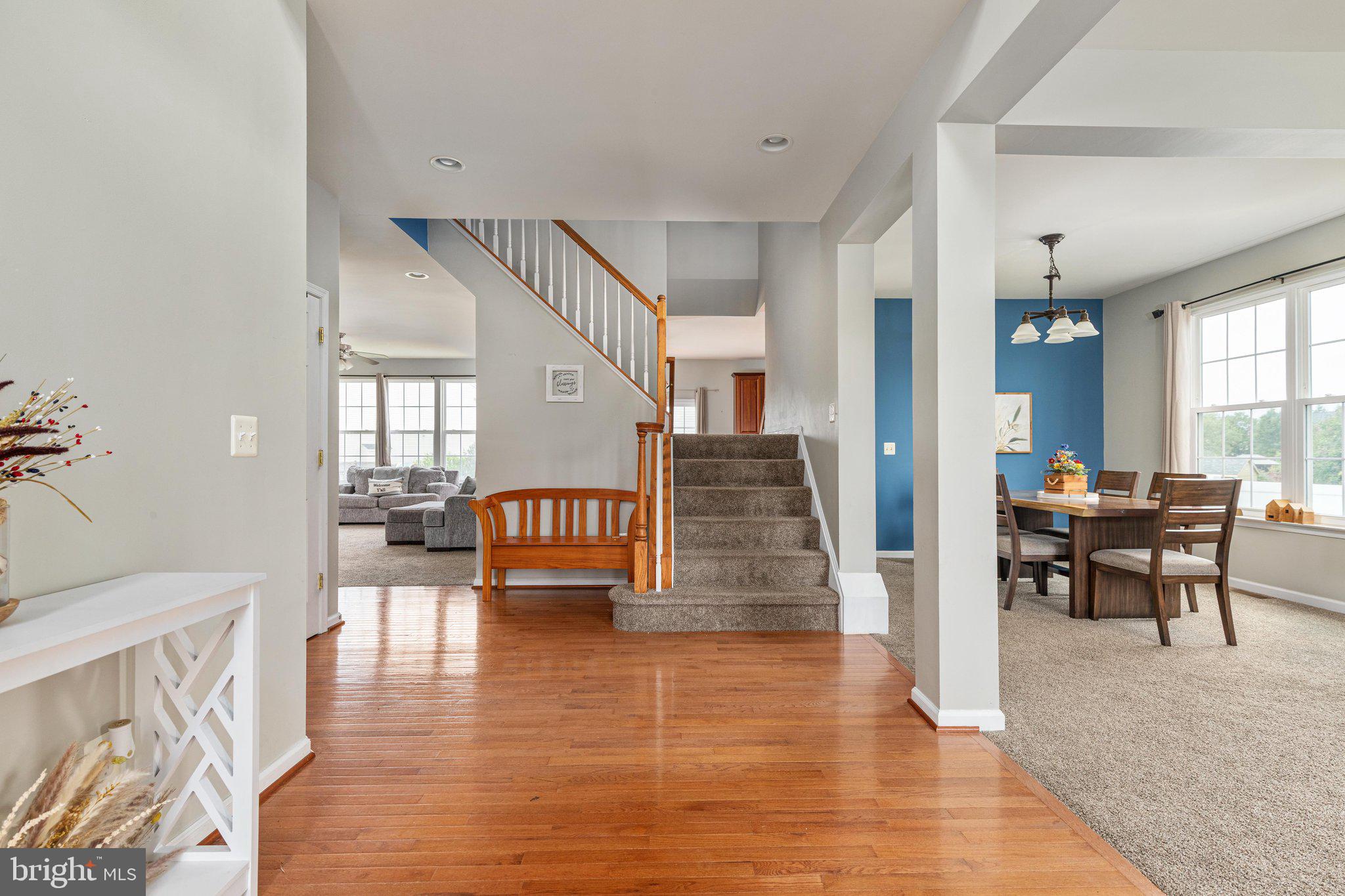 WAKELAND MANOR - Residential