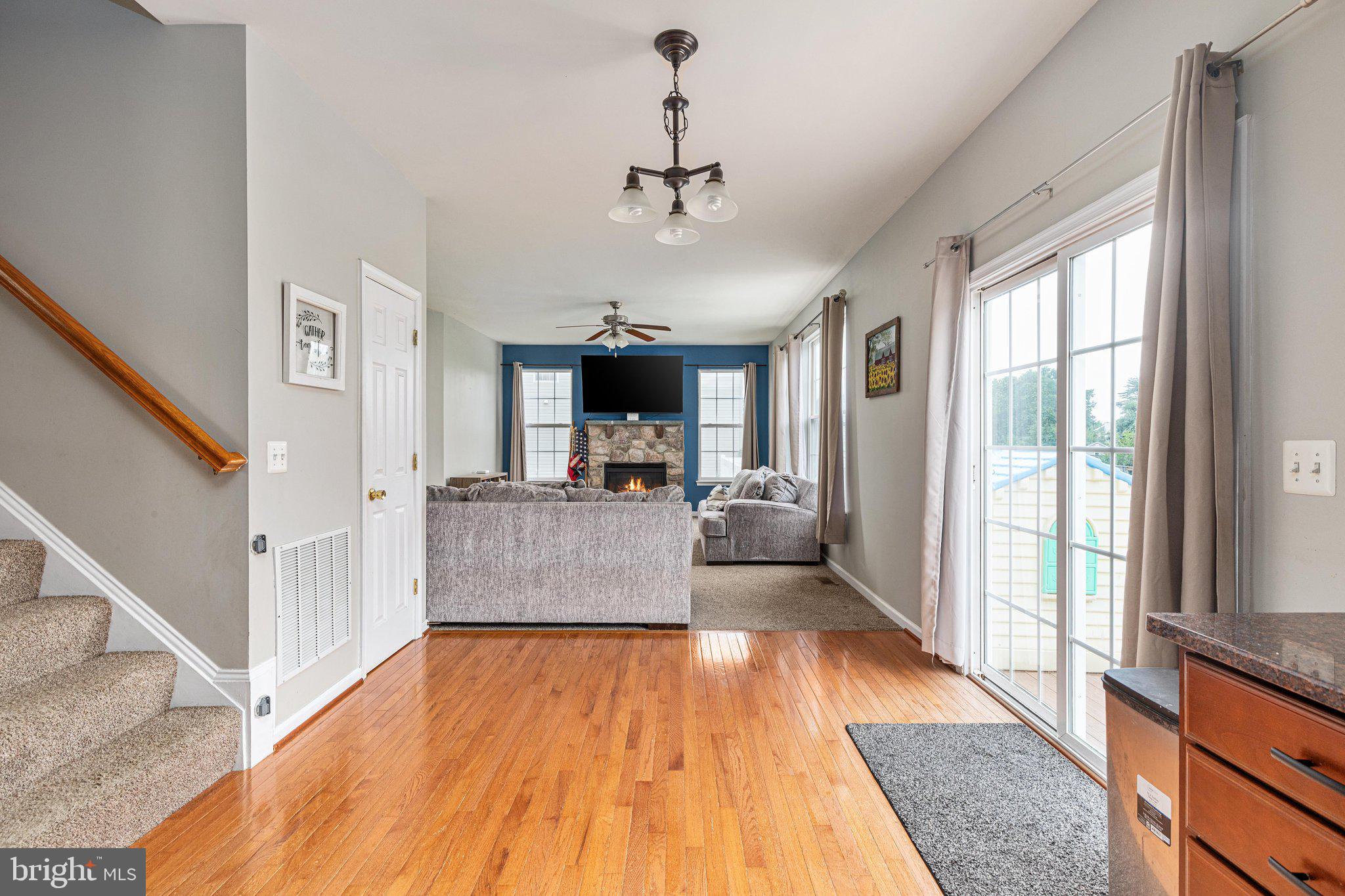 WAKELAND MANOR - Residential