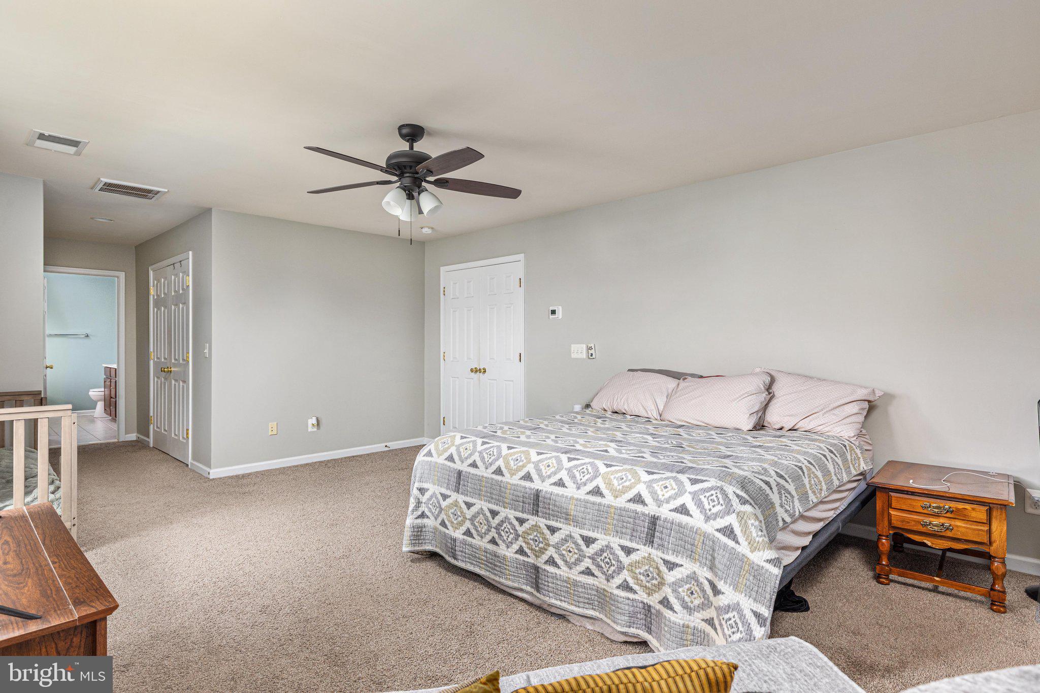 WAKELAND MANOR - Residential
