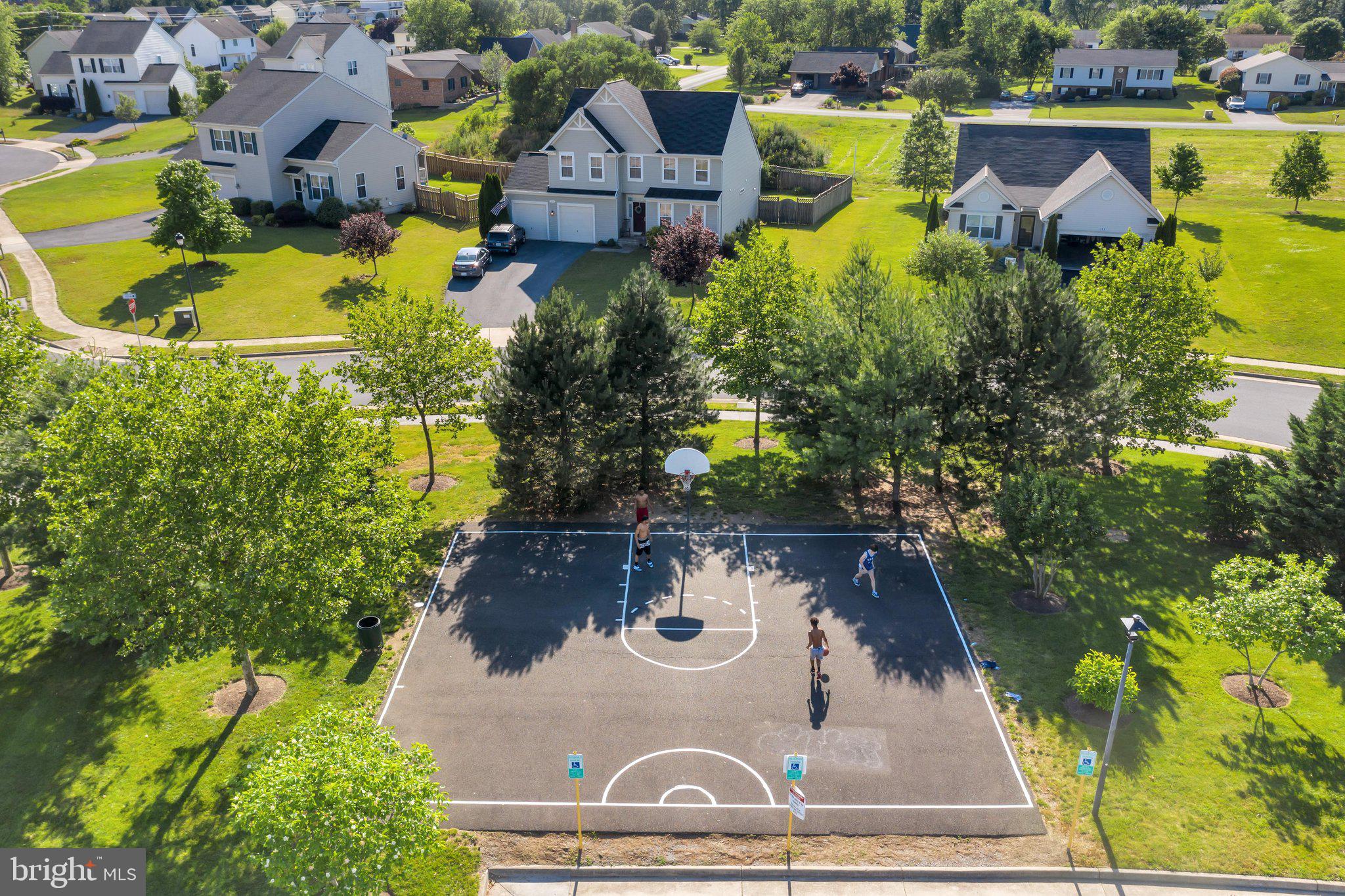 WAKELAND MANOR - Residential