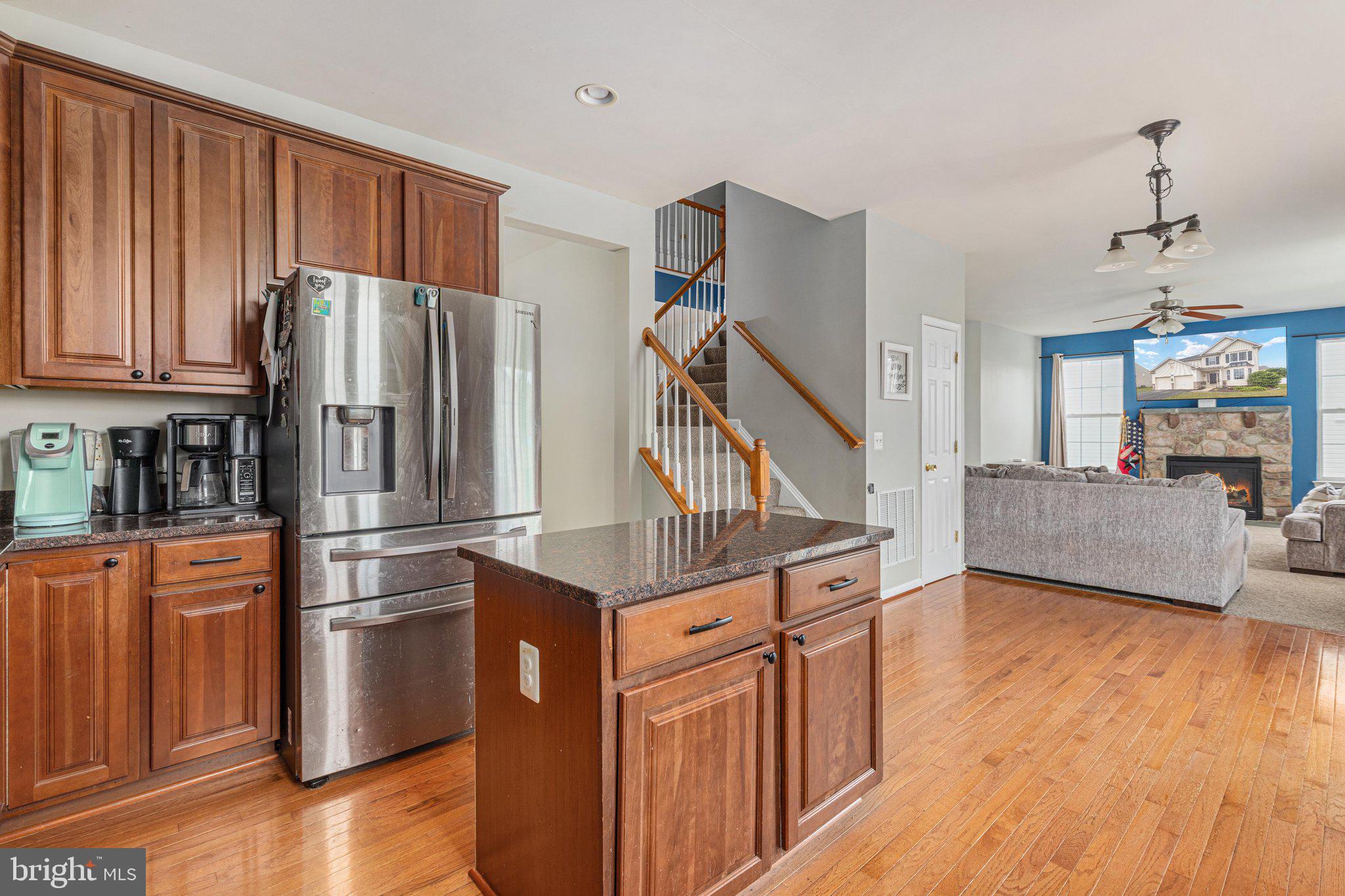 WAKELAND MANOR - Residential