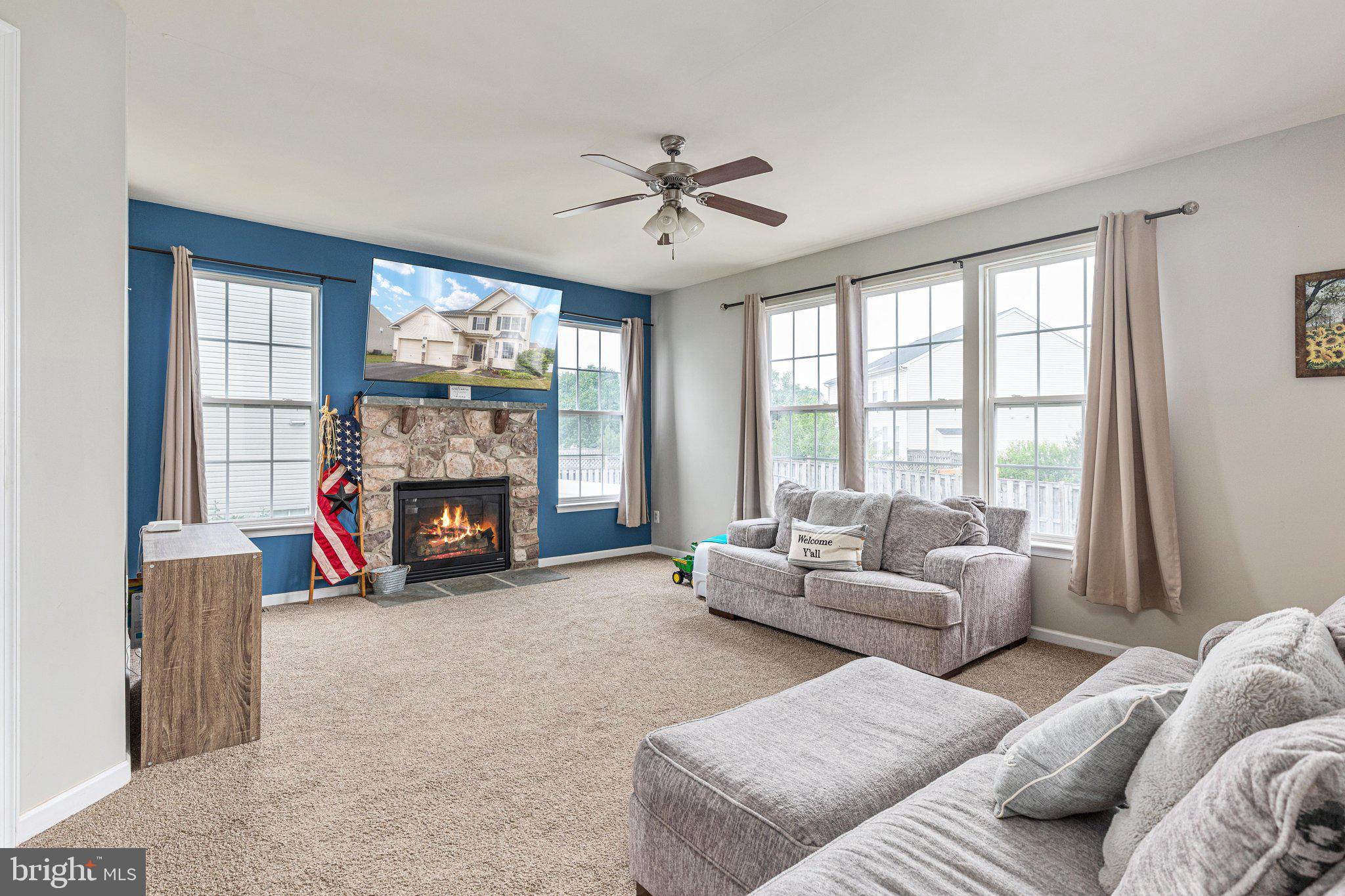 WAKELAND MANOR - Residential