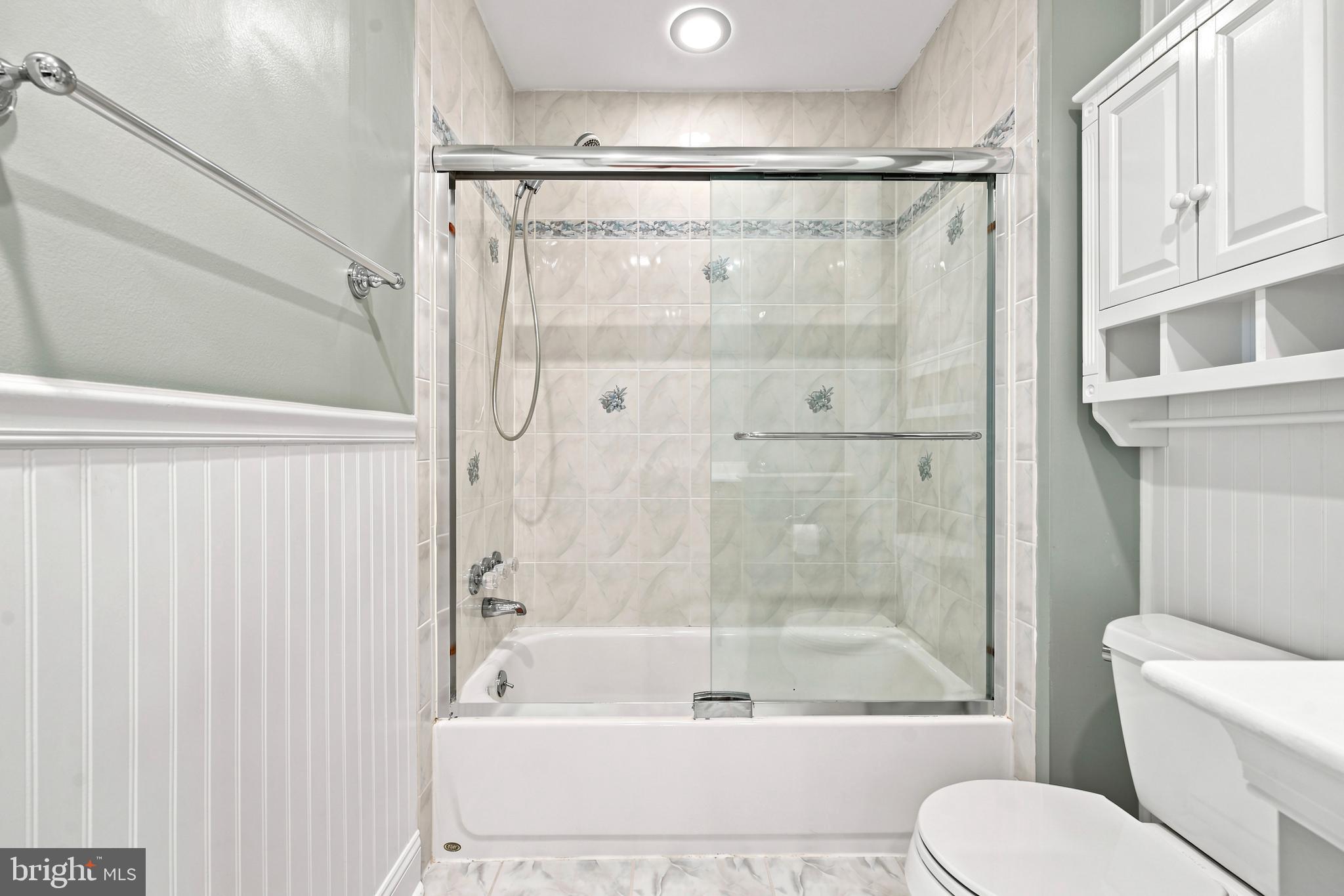 REGENTS PARK - Residential