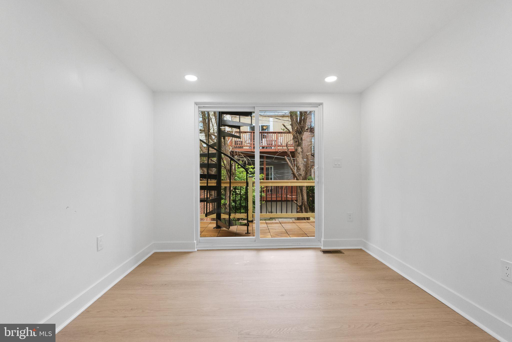 UPPER FELLS POINT - Residential
