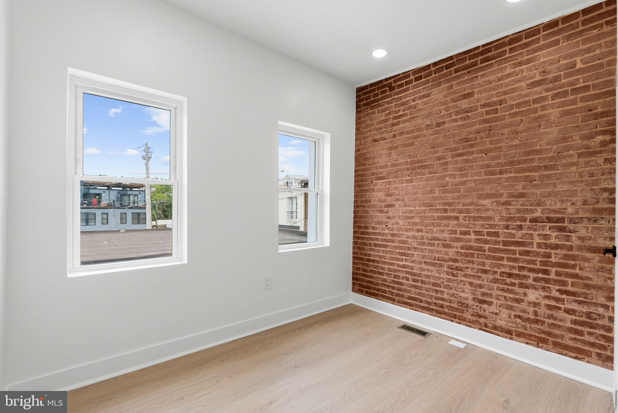 UPPER FELLS POINT - Residential