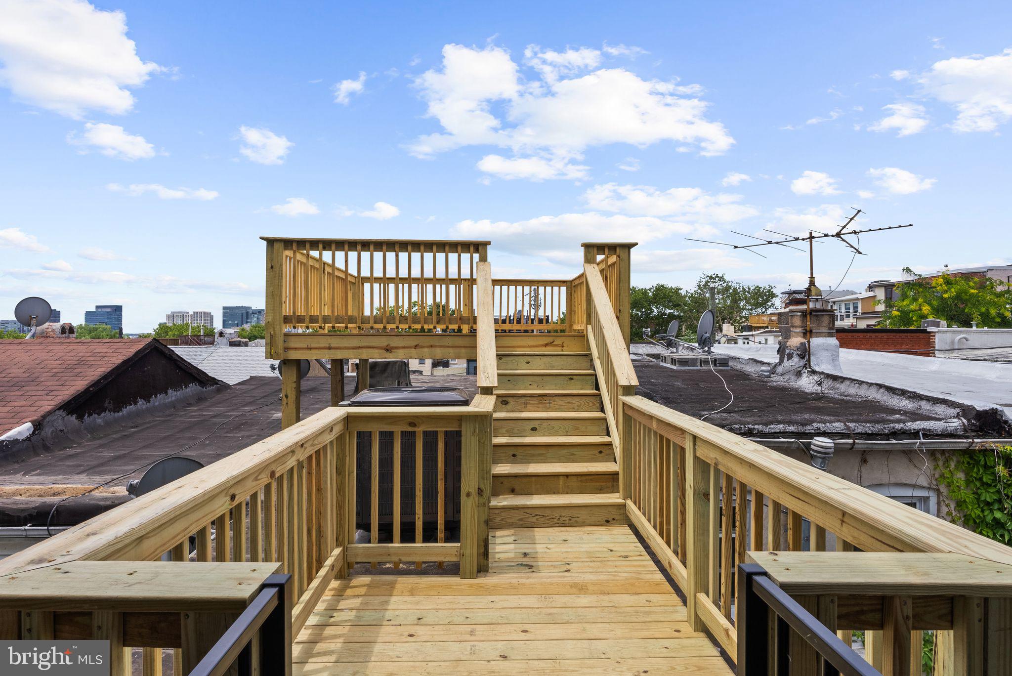 UPPER FELLS POINT - Residential