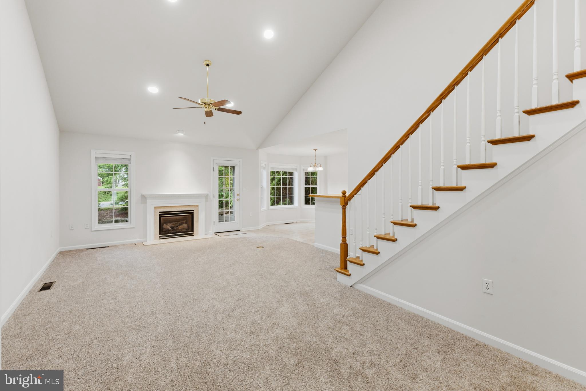 TANGLEWOOD MANOR - Residential