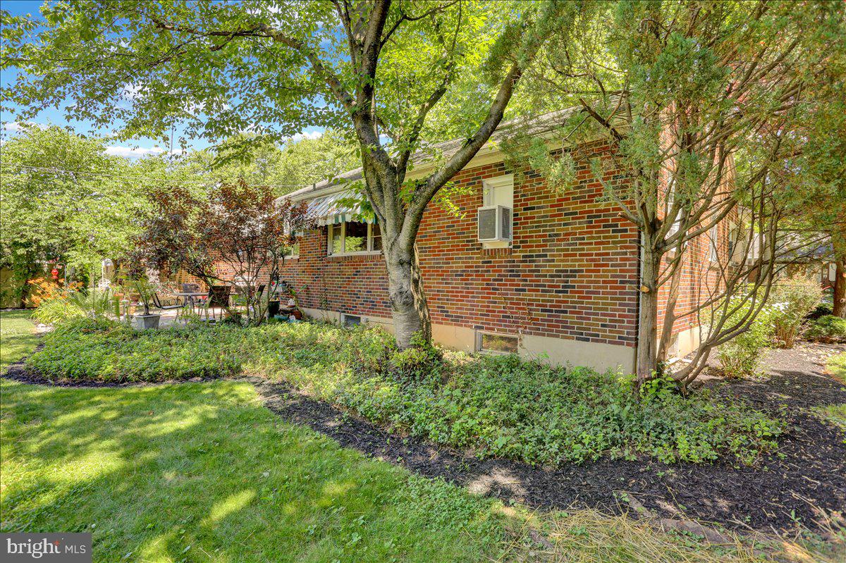 SOUTH TEMPLE HEIGH - Residential