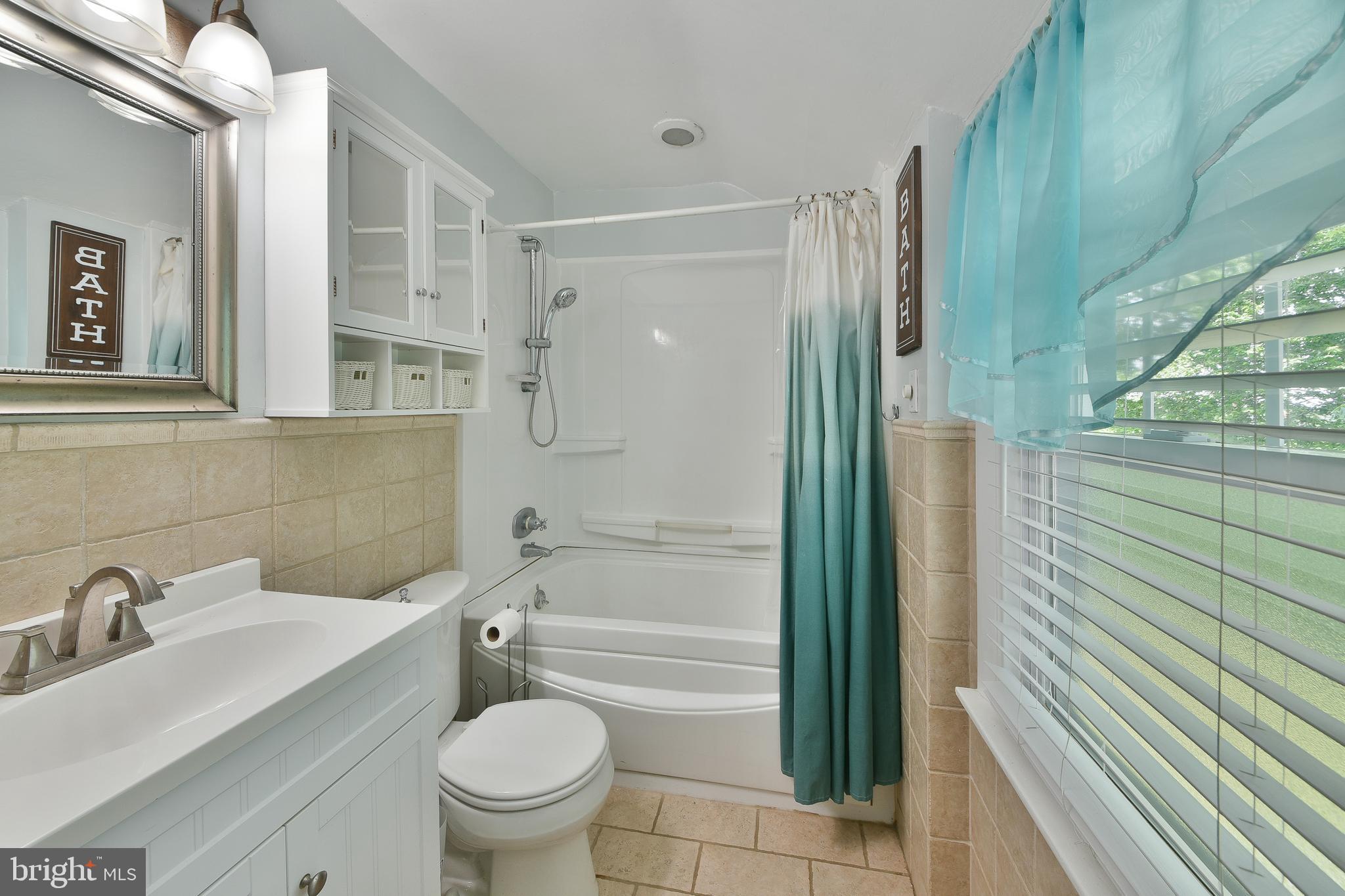 WILLOW GROVE - Residential