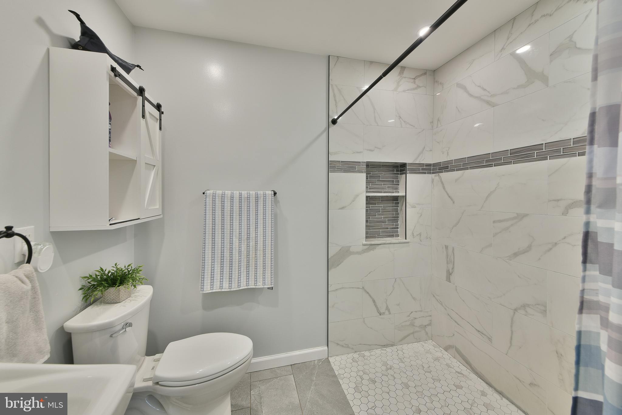 WILLOW GROVE - Residential