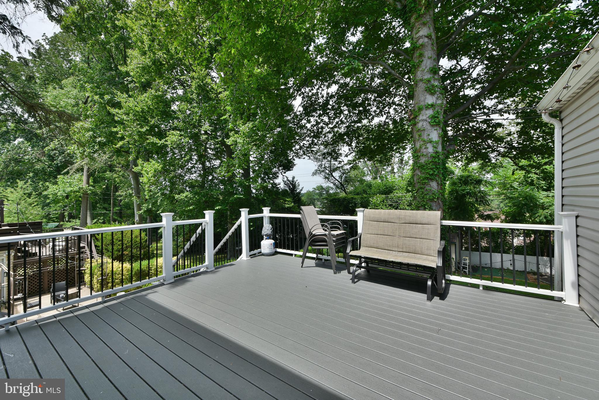 WILLOW GROVE - Residential