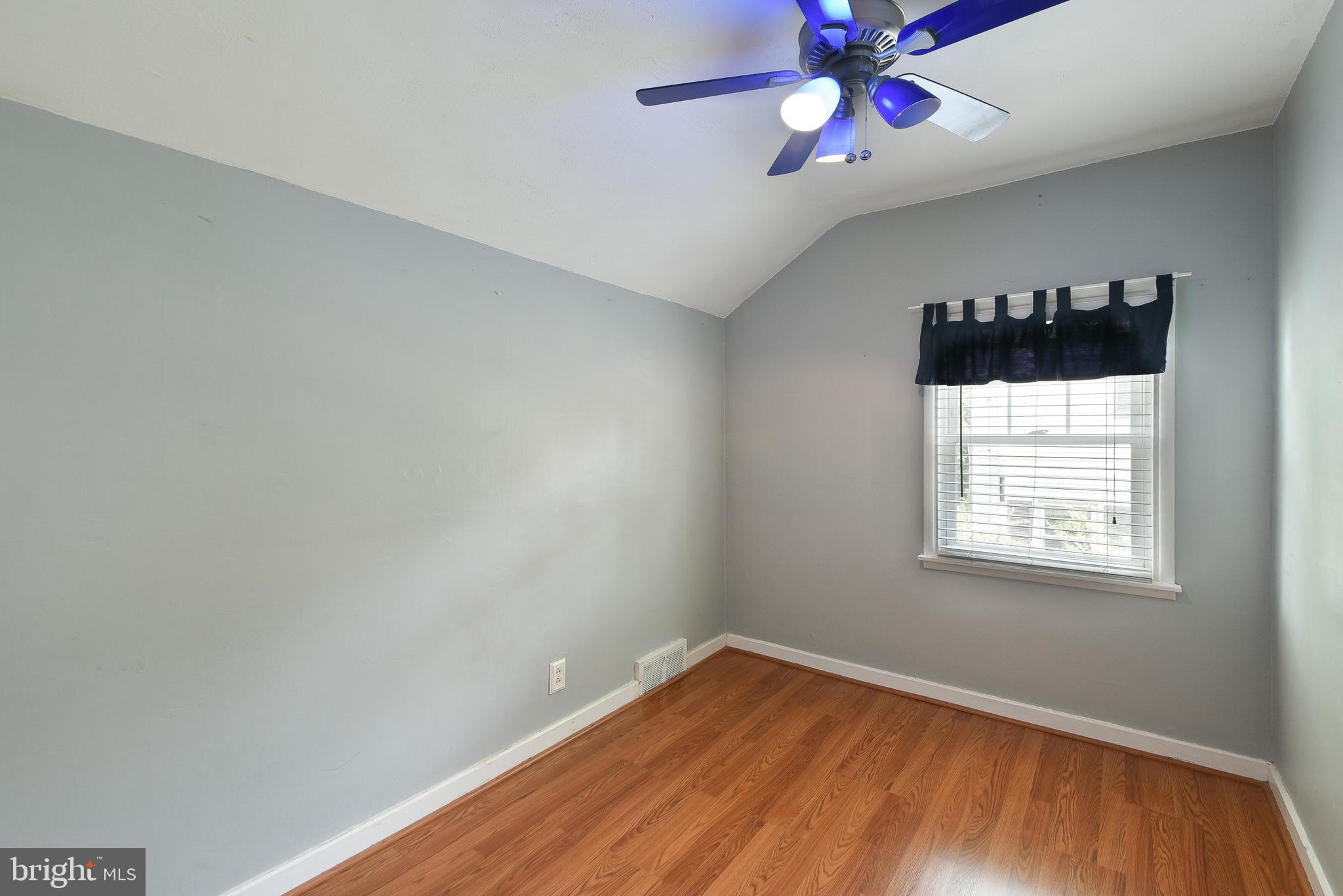 WILLOW GROVE - Residential