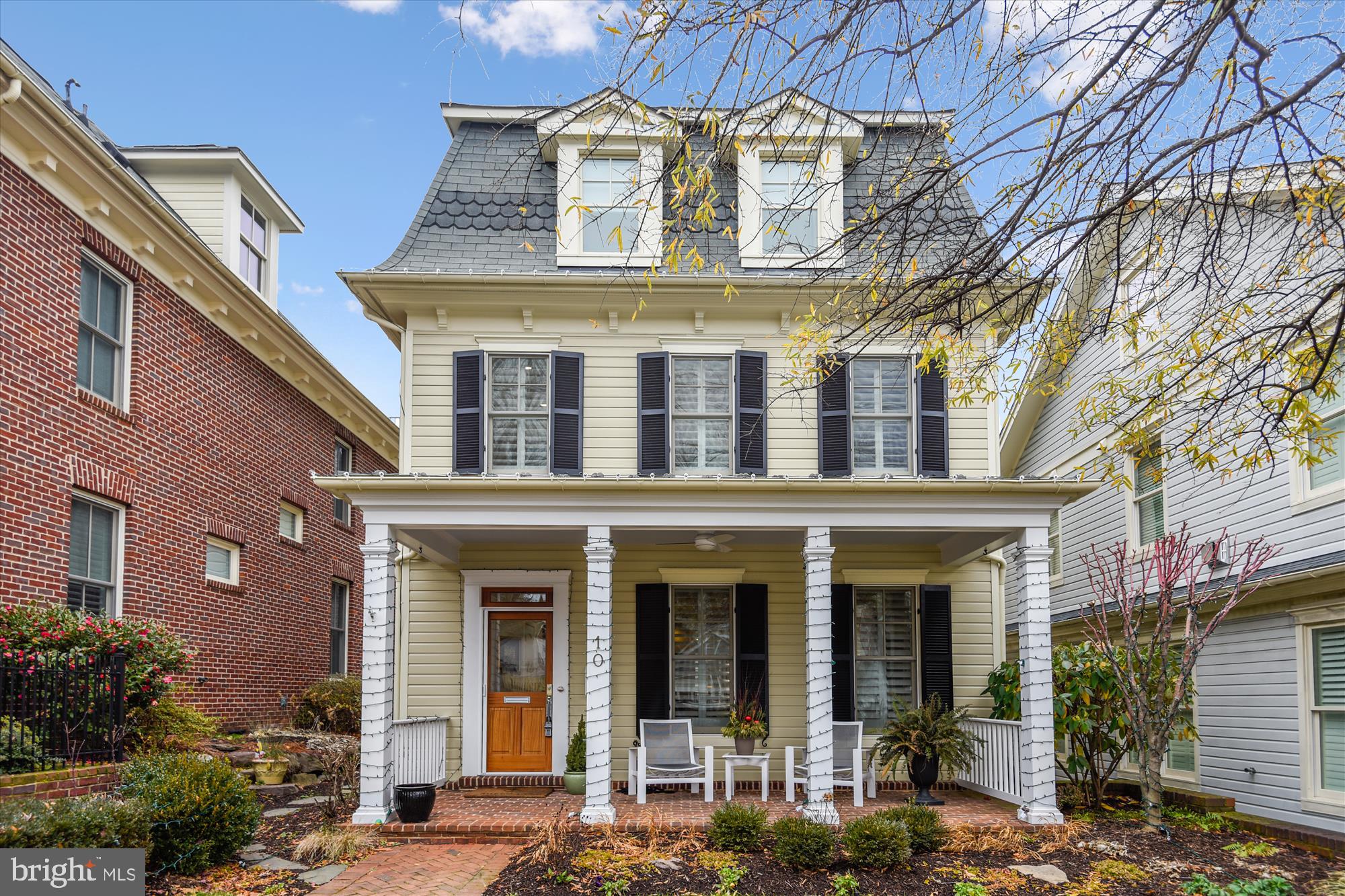 MURRAY HILL - Residential
