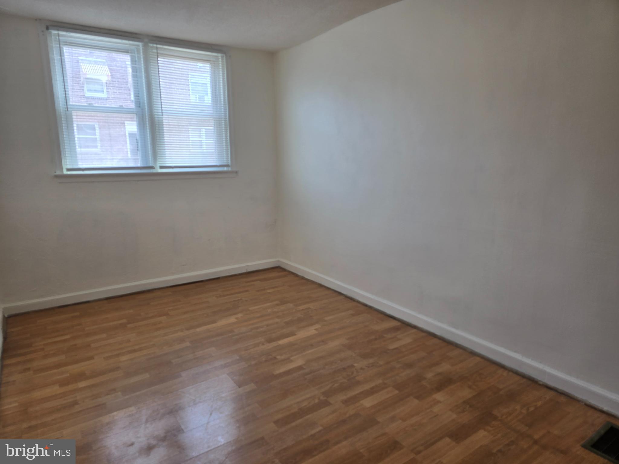 FRANKFORD - Residential Lease