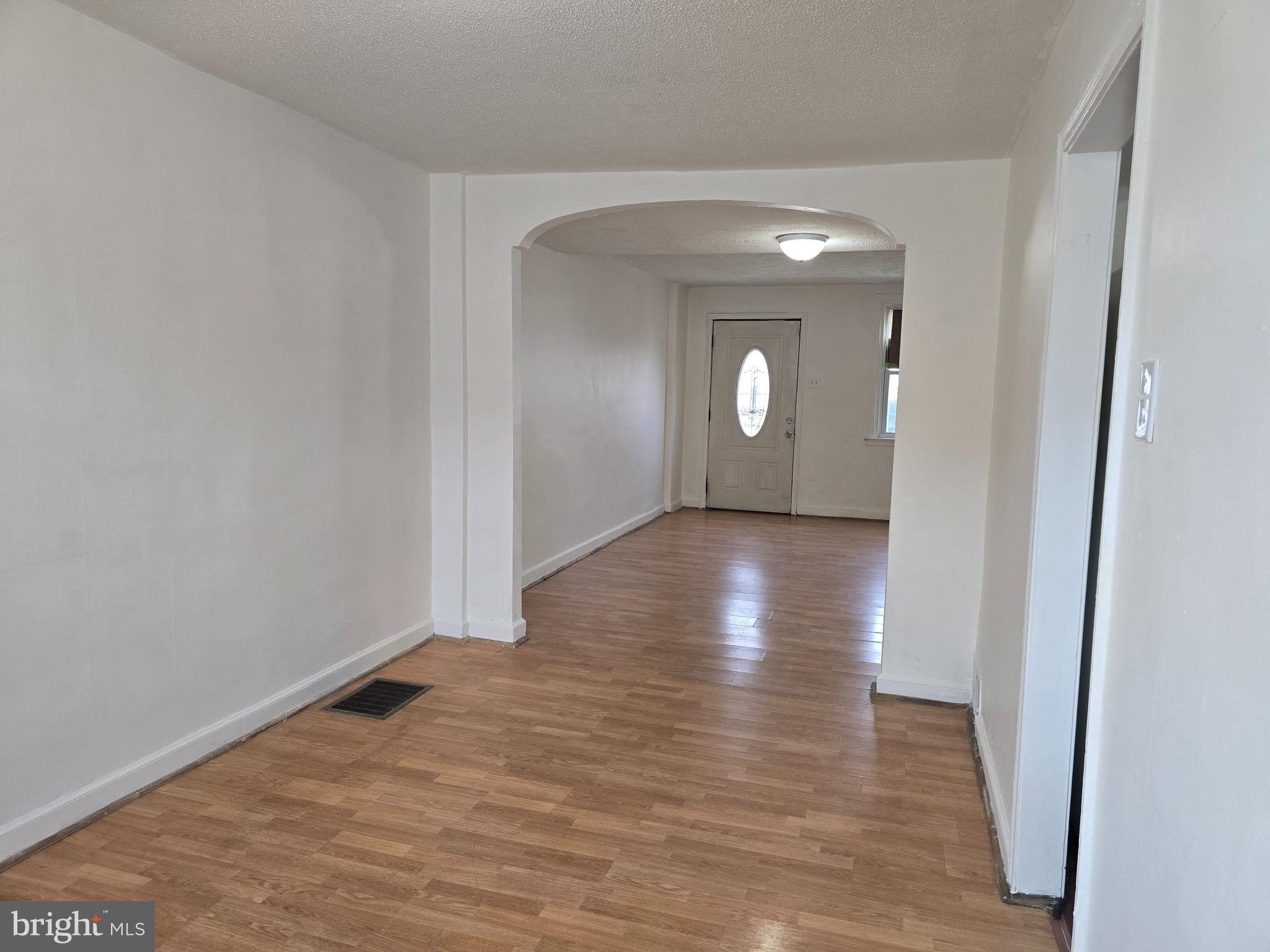FRANKFORD - Residential Lease