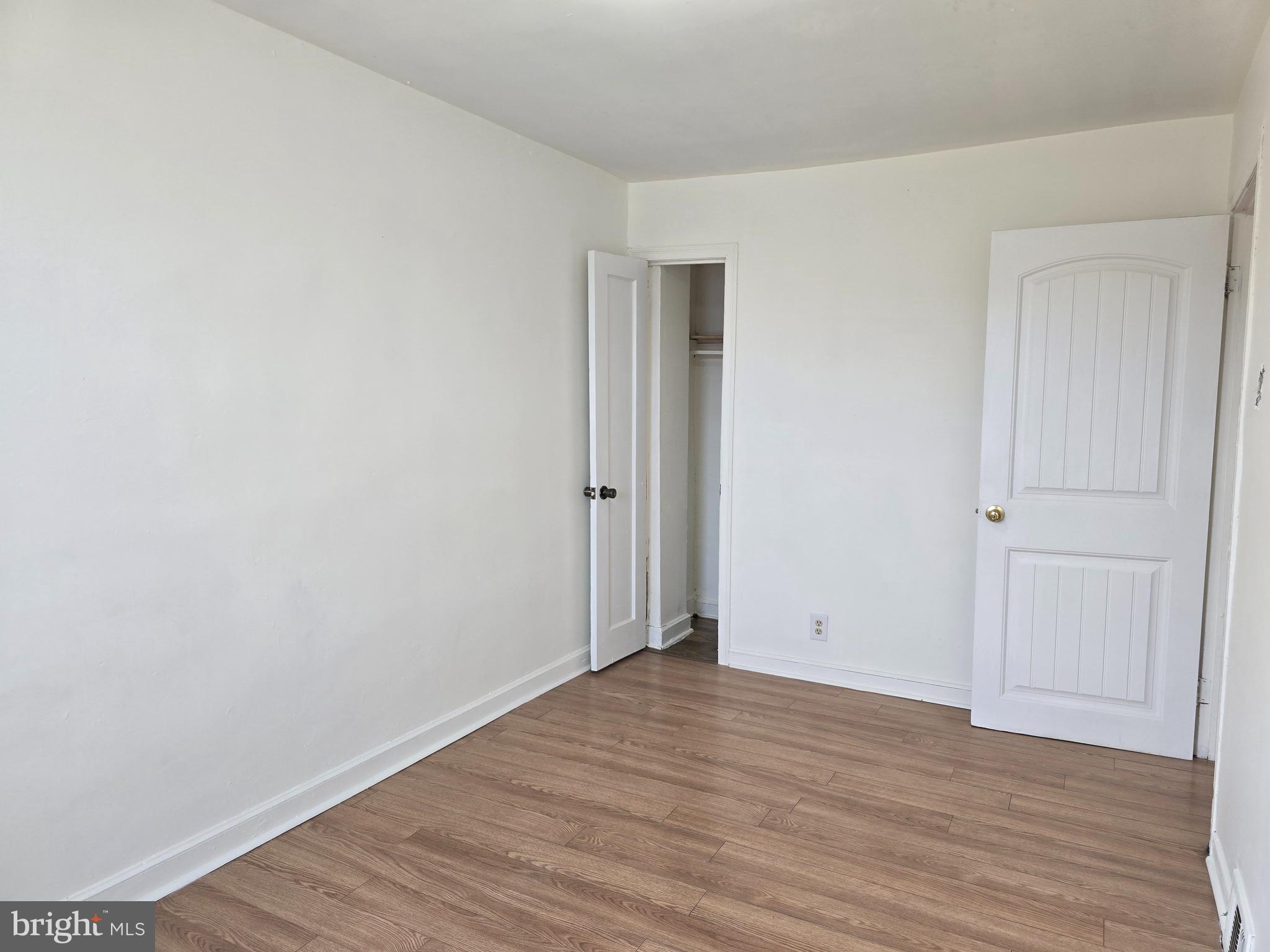 FRANKFORD - Residential Lease