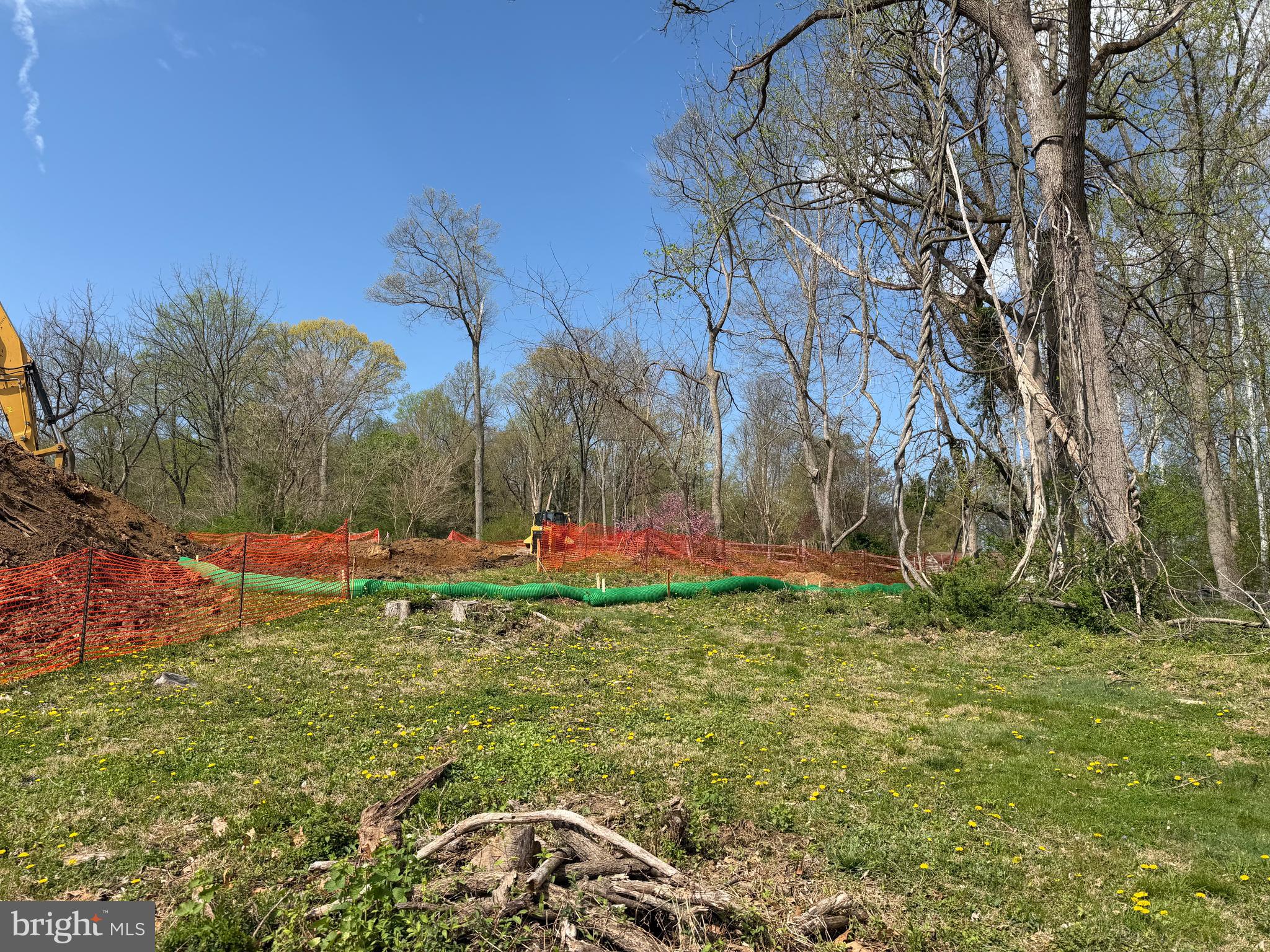 NEWTOWN SQ - Residential