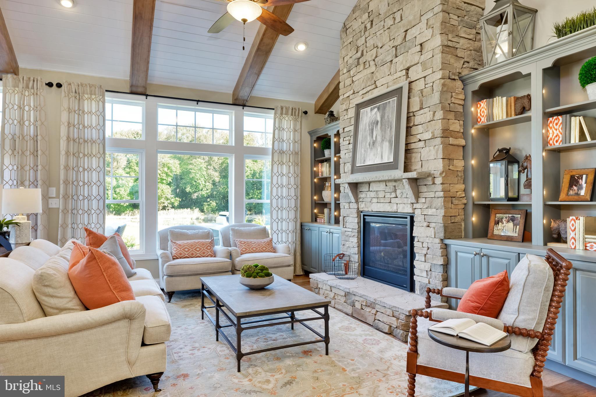 WELCHES POND - Residential