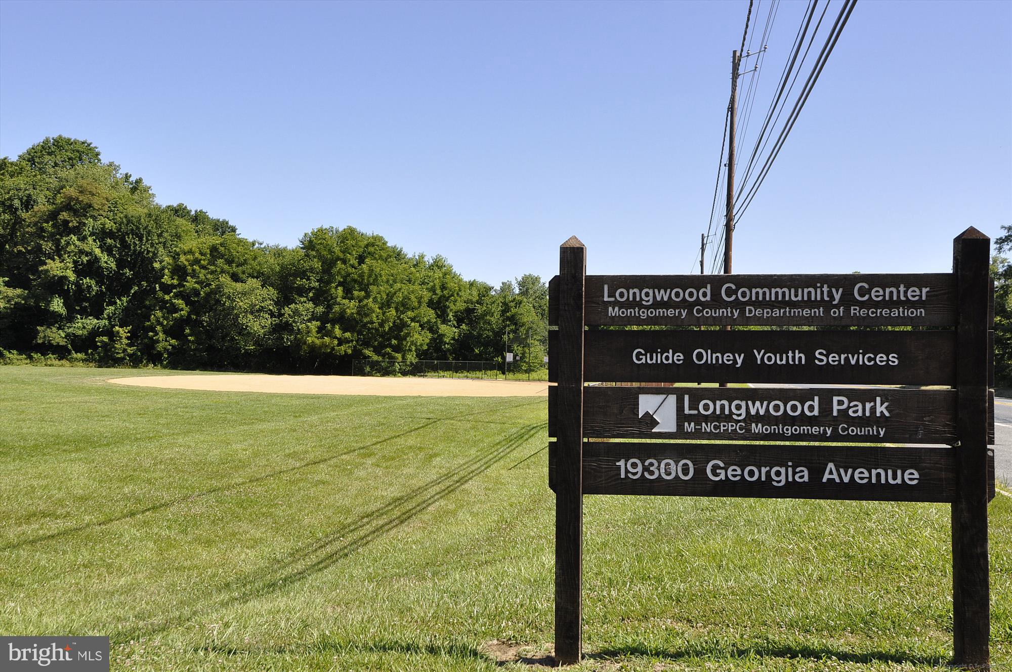 BROOKEVILLE KNOLLS - Residential