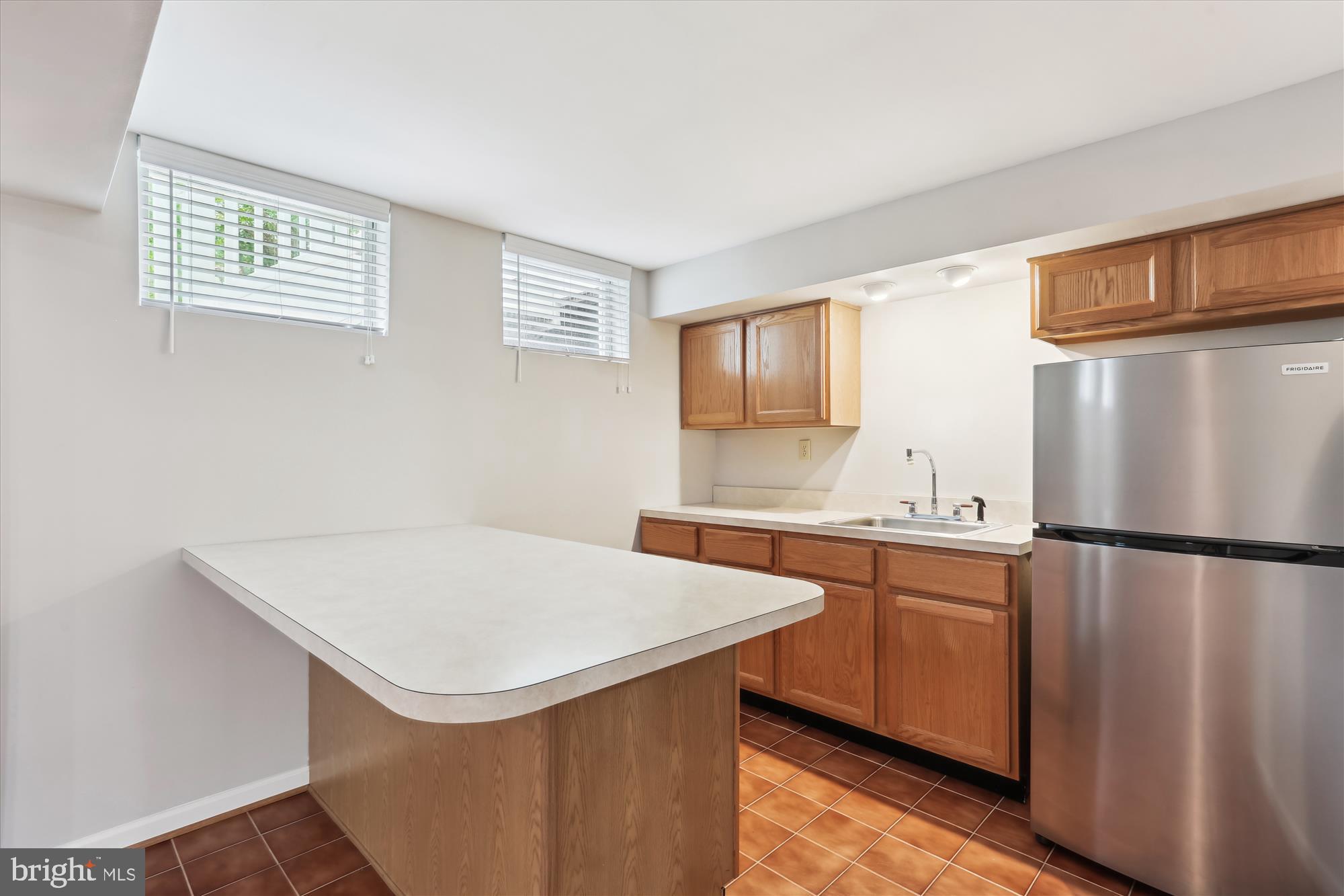 BROOKEVILLE KNOLLS - Residential
