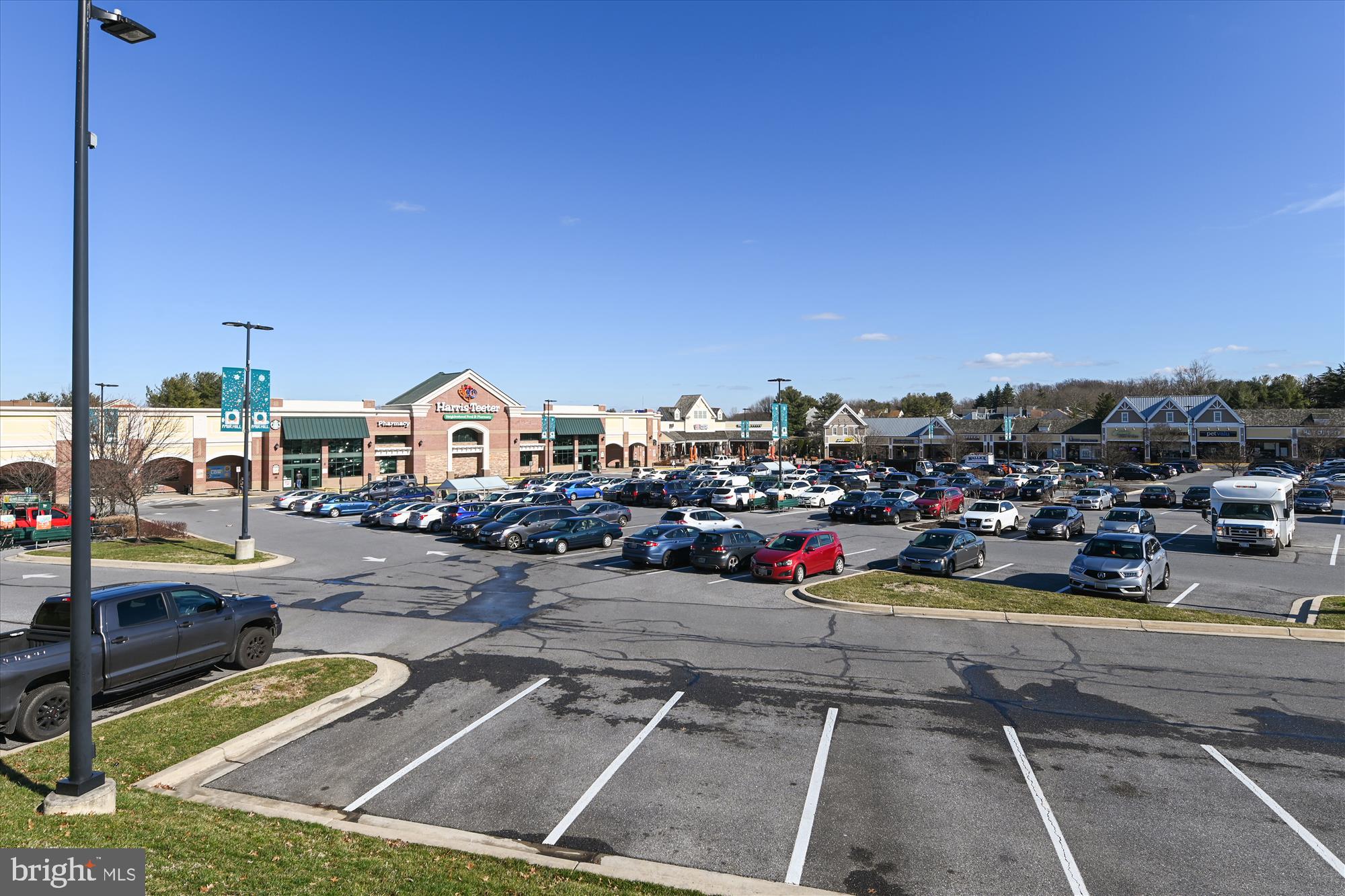 BROOKEVILLE KNOLLS - Residential
