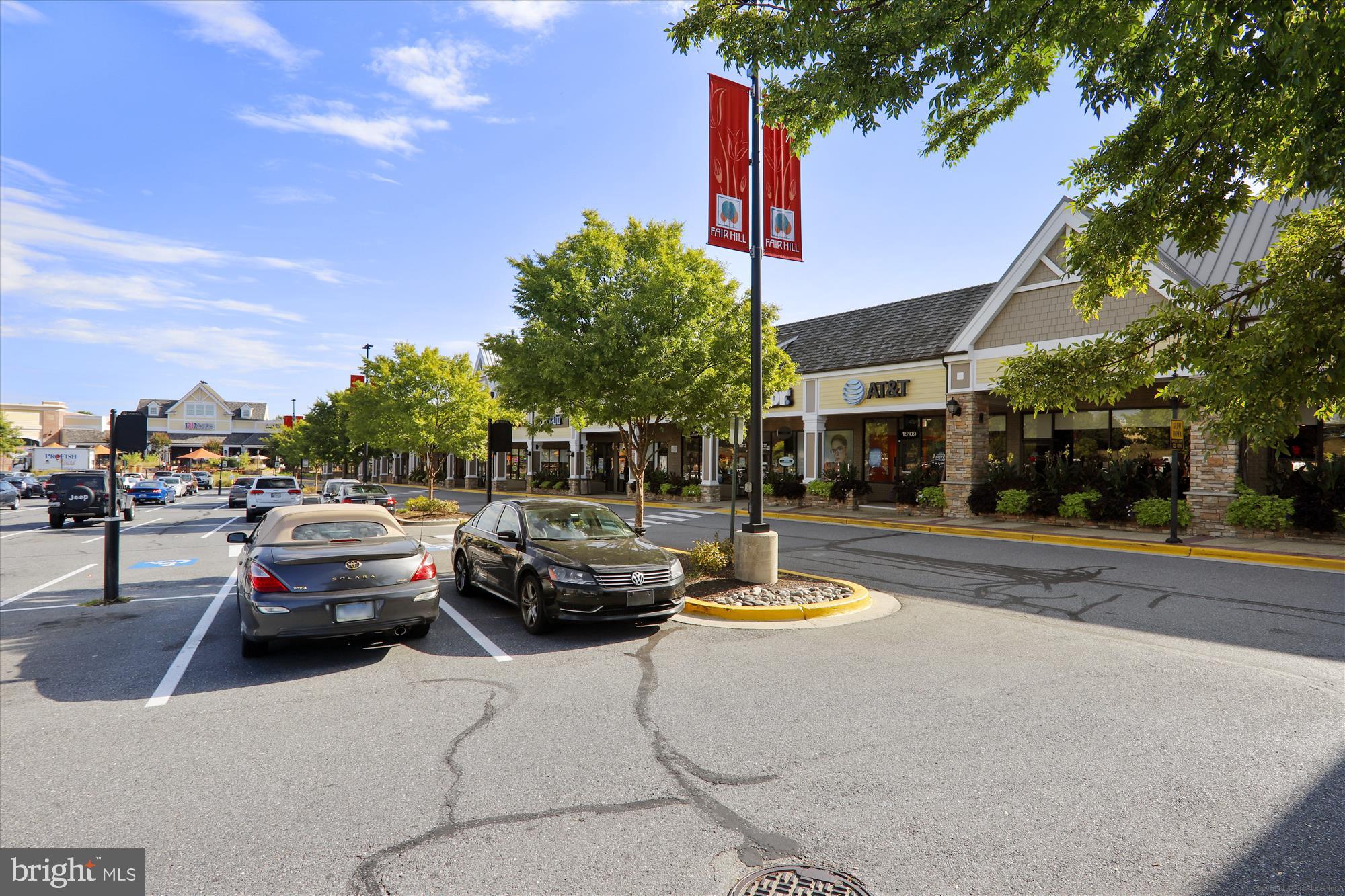 BROOKEVILLE KNOLLS - Residential