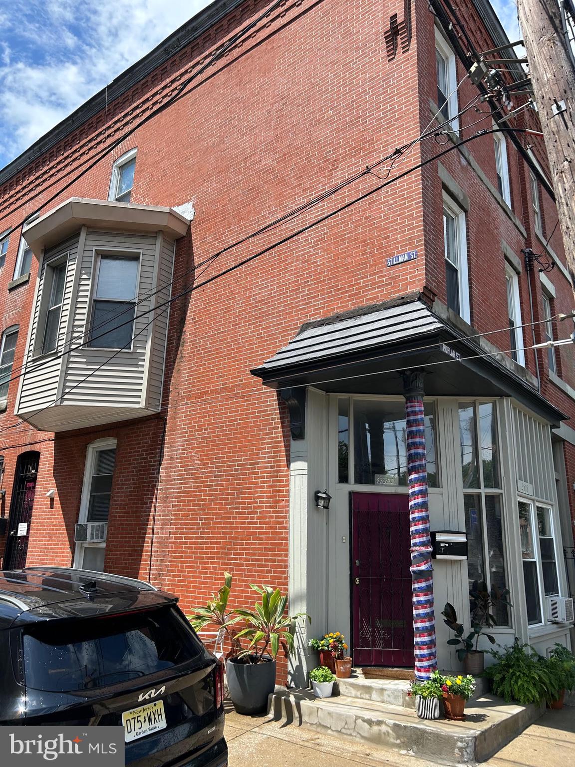 ART MUSEUM AREA - Residential Income