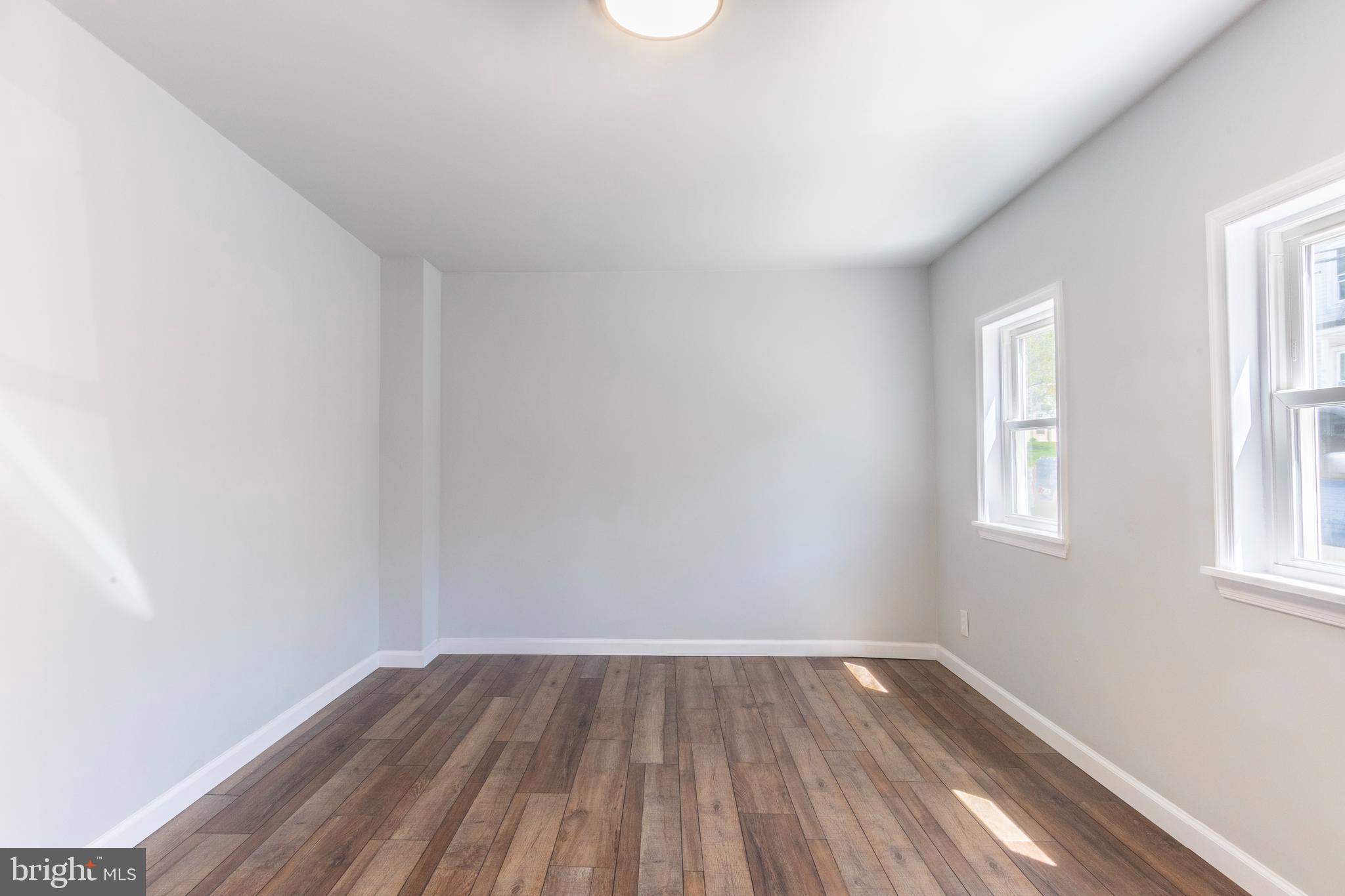 WALNUT STREET AREA - Residential