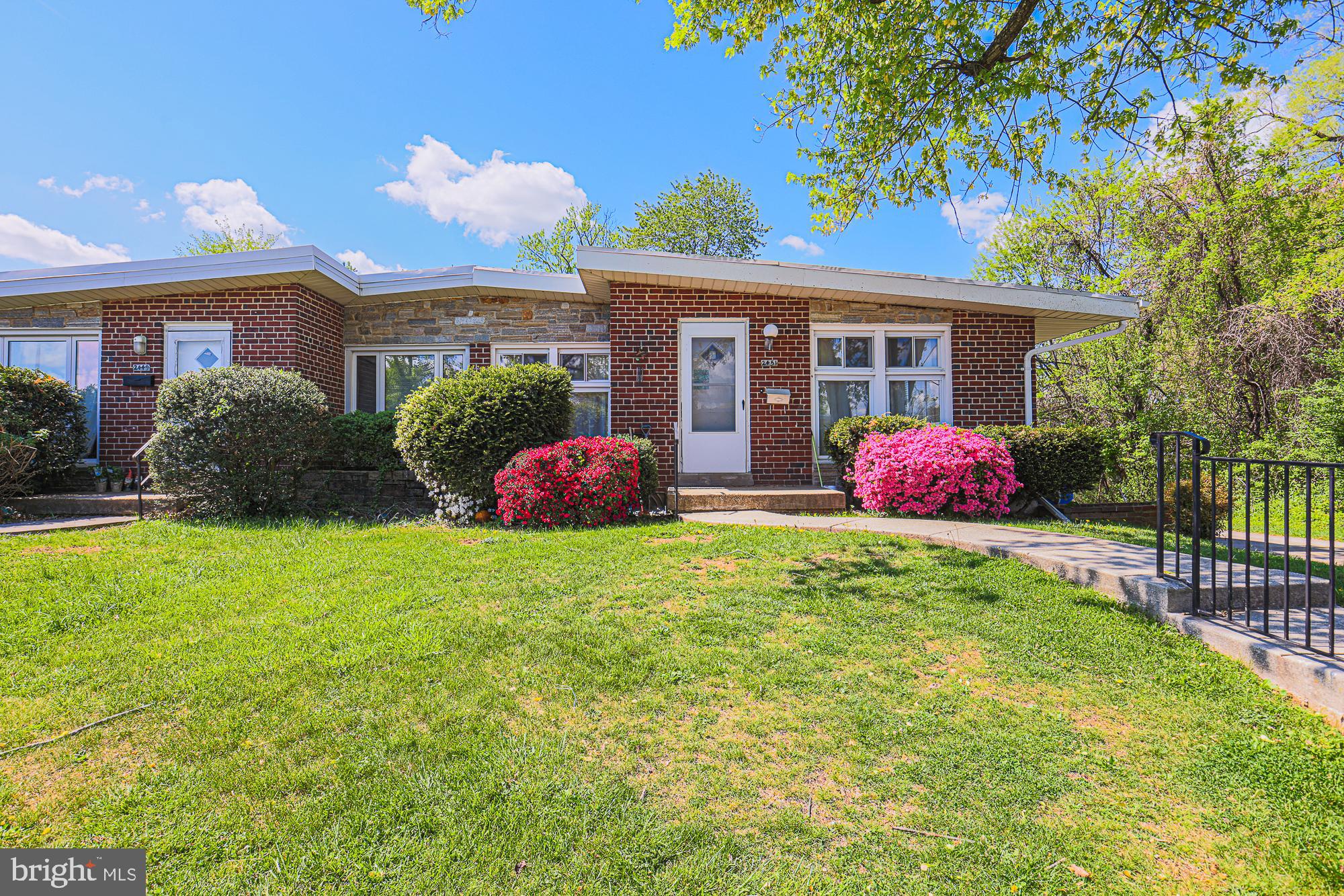 SUMMIT PARK - Residential