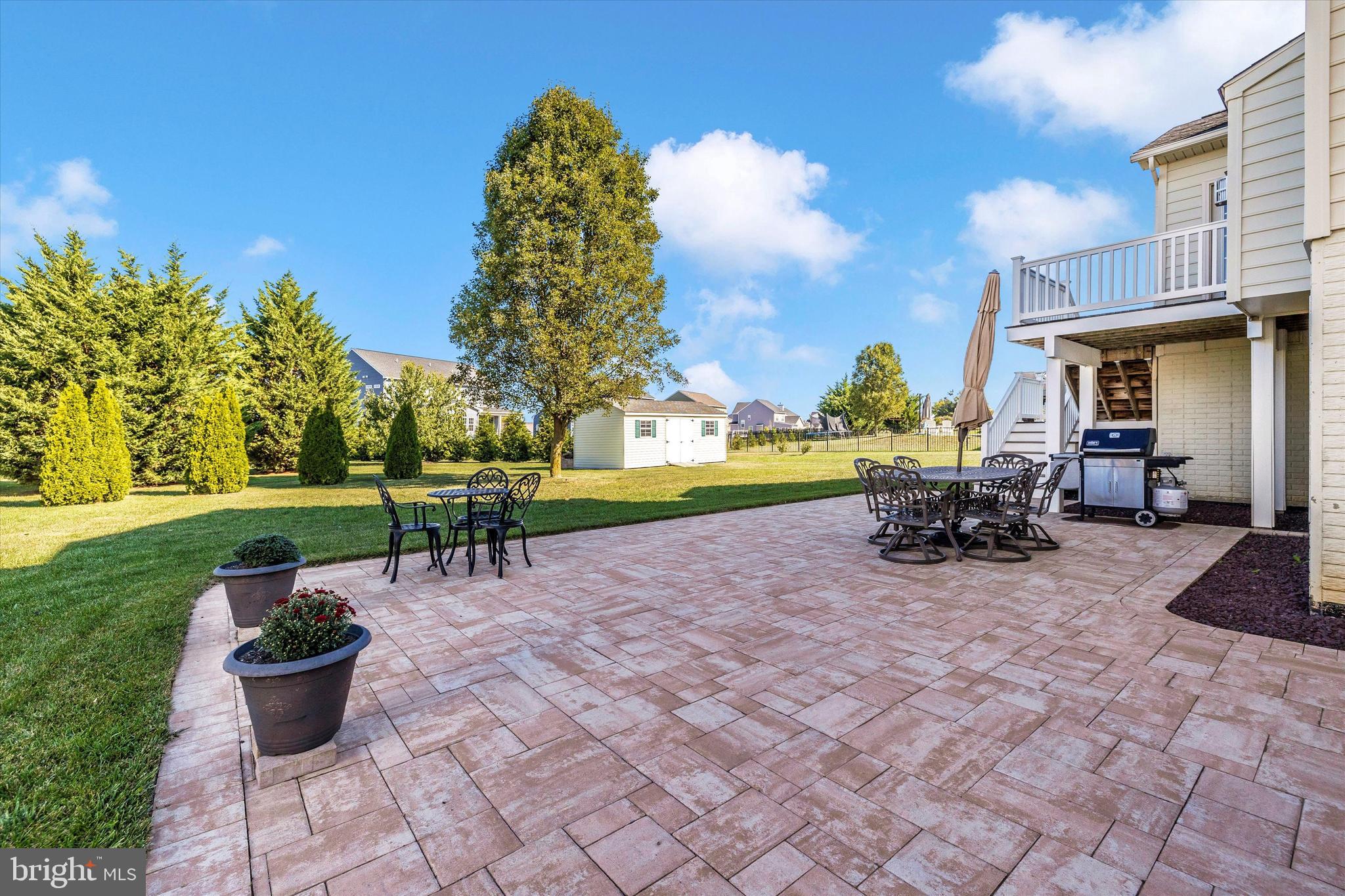 ELMWOOD FARM - Residential
