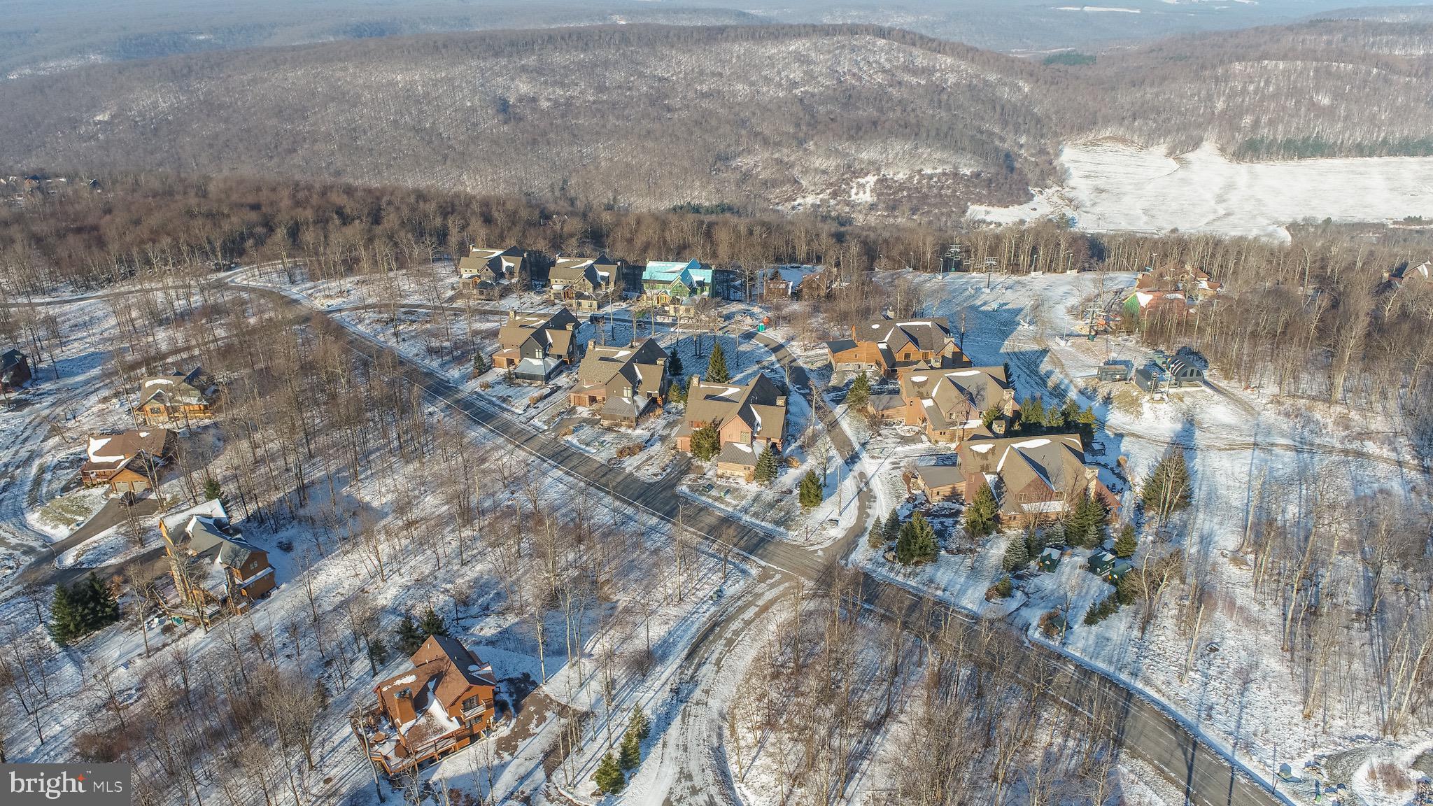 NORTH CAMP - Land