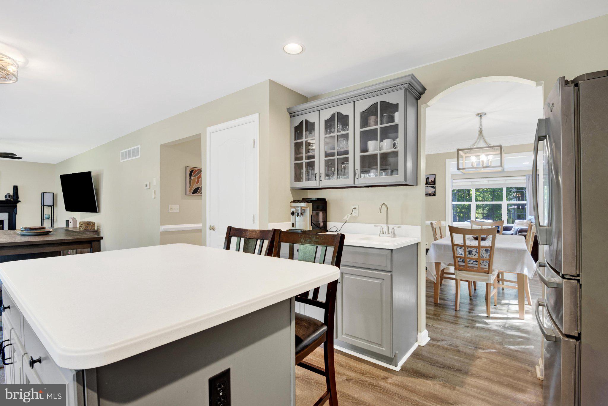 PROUD OAKS - Residential
