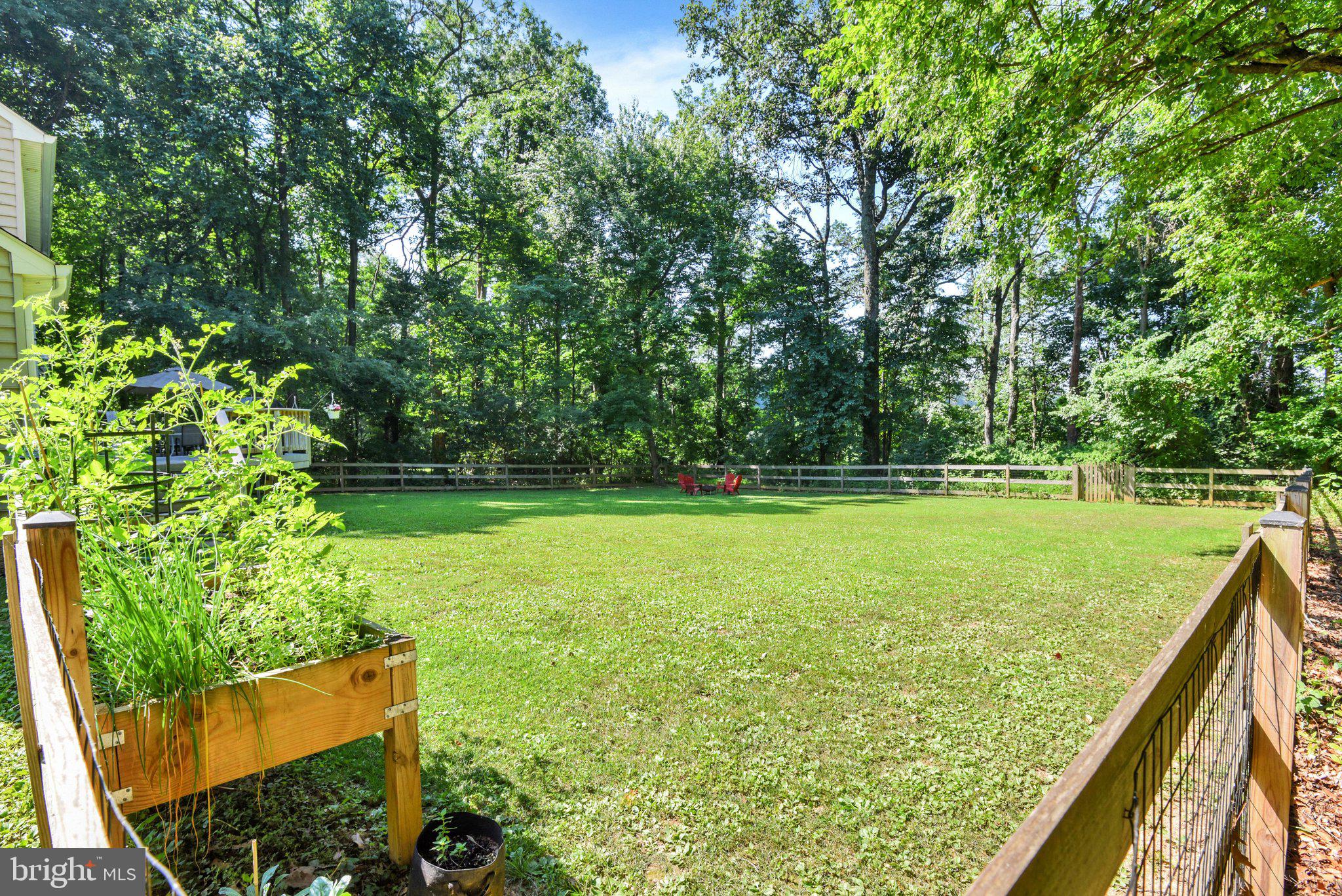 PROUD OAKS - Residential