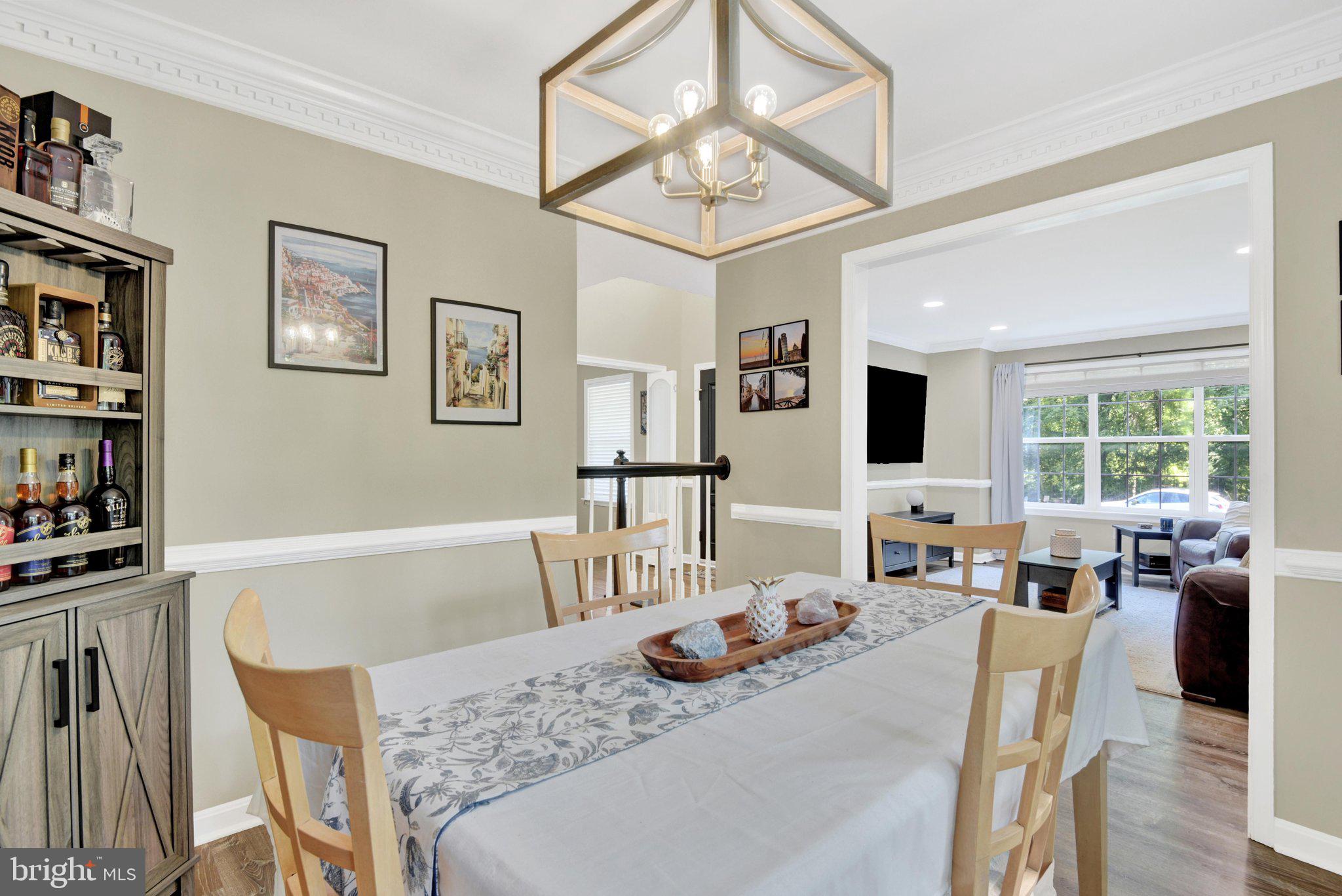 PROUD OAKS - Residential
