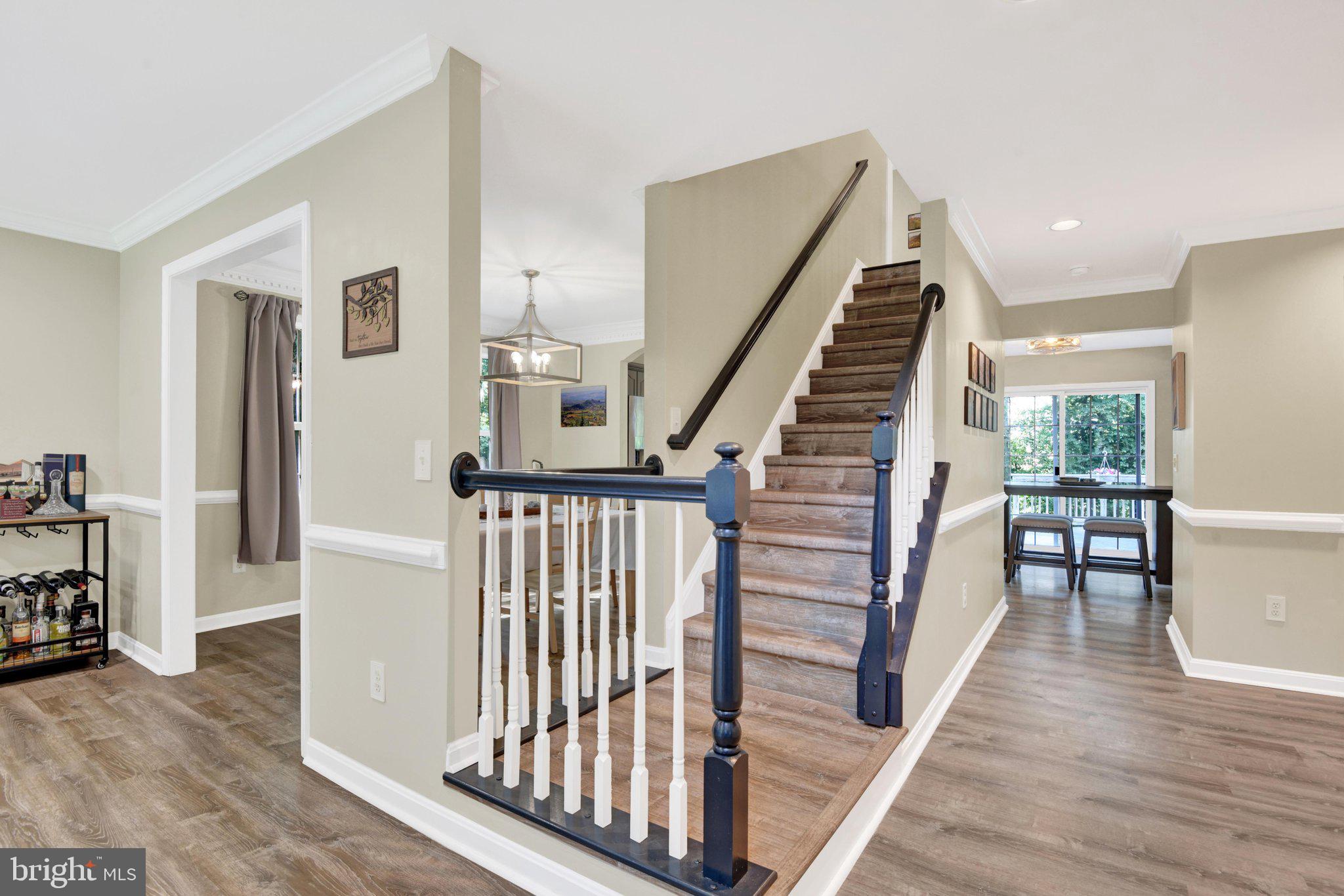 PROUD OAKS - Residential