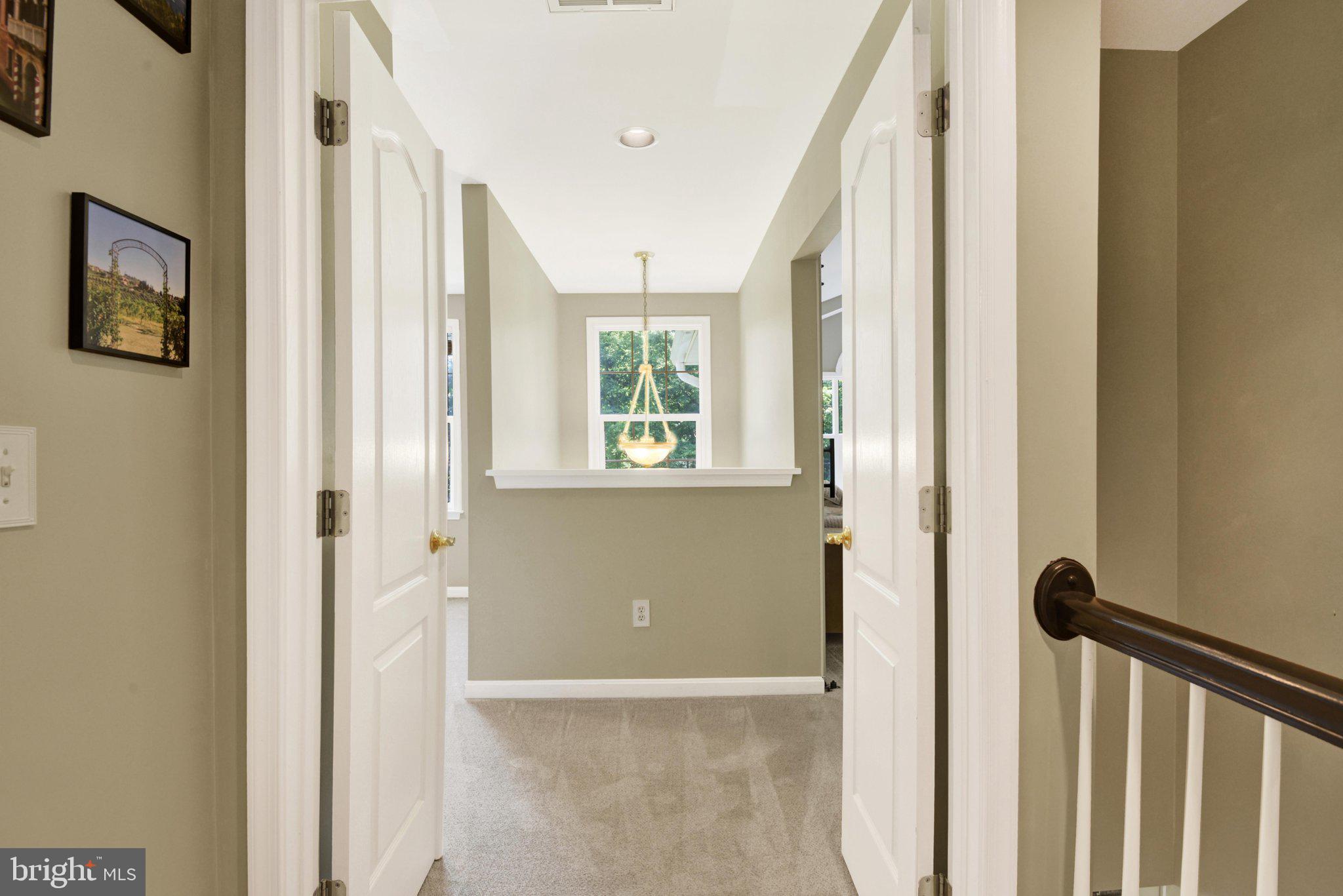 PROUD OAKS - Residential