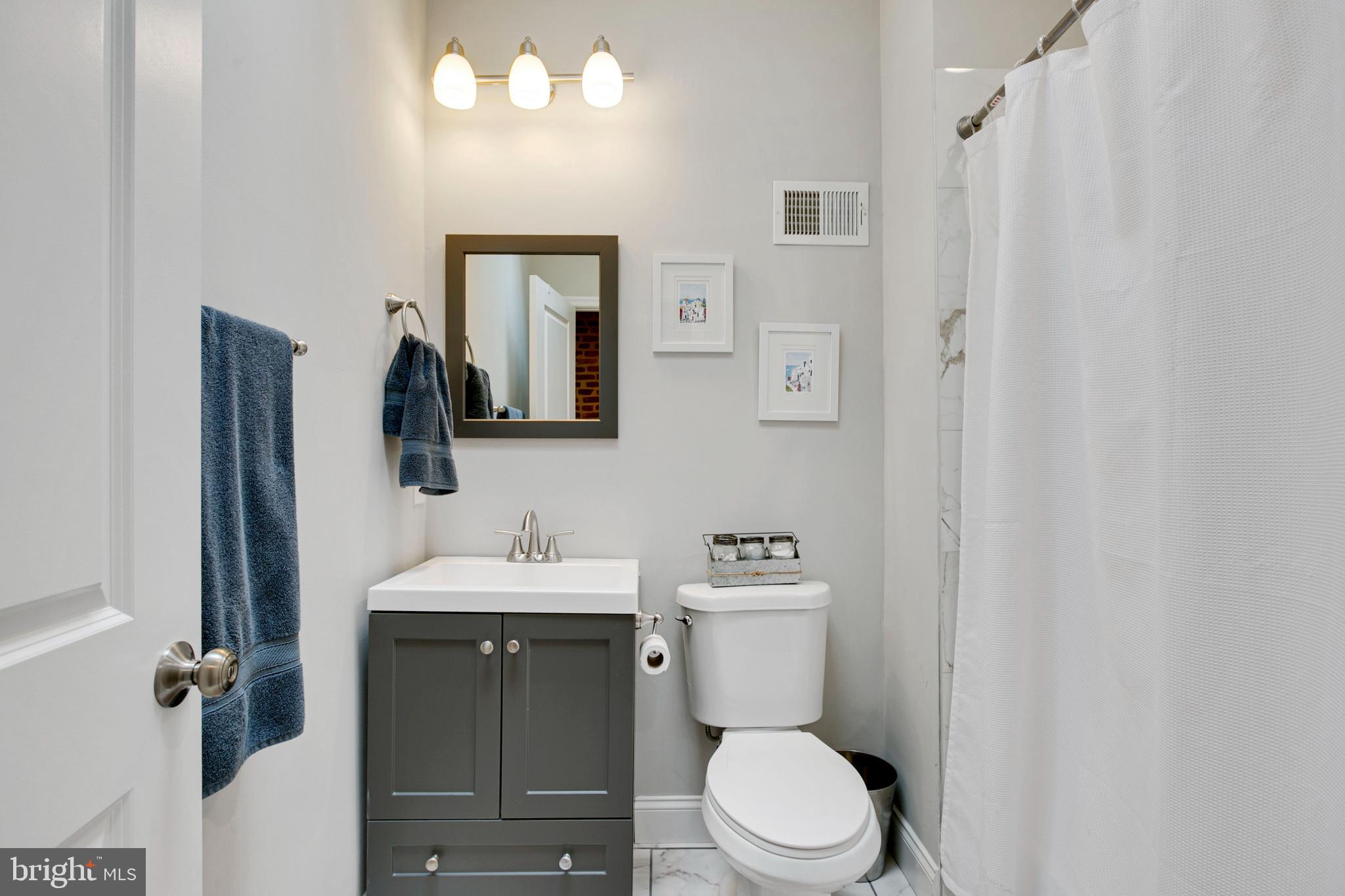 HIGHLANDTOWN - Residential