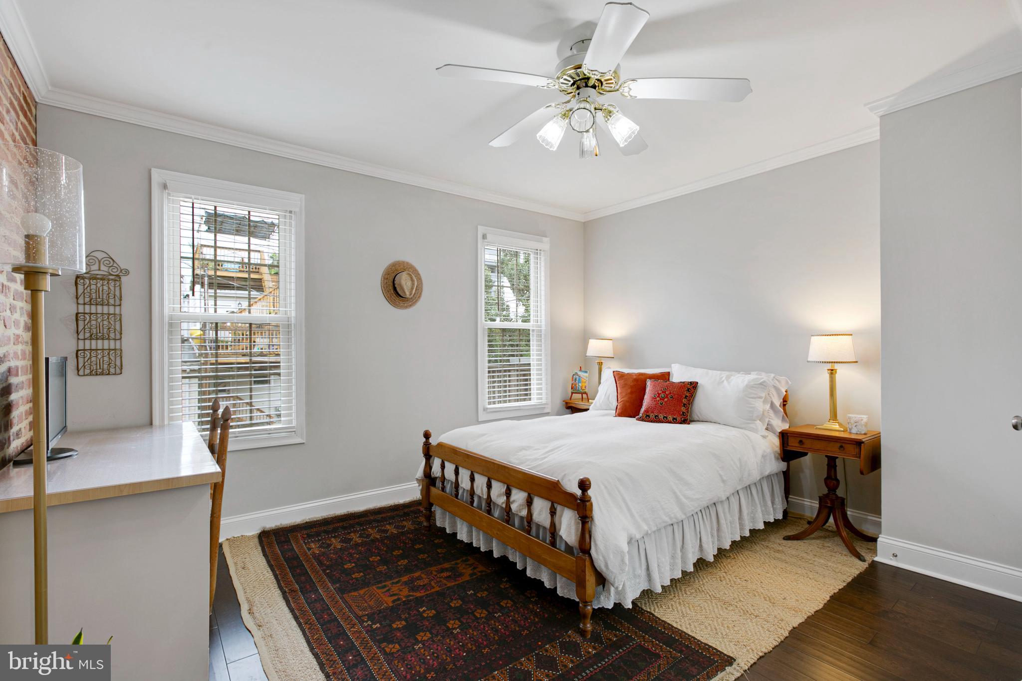 HIGHLANDTOWN - Residential