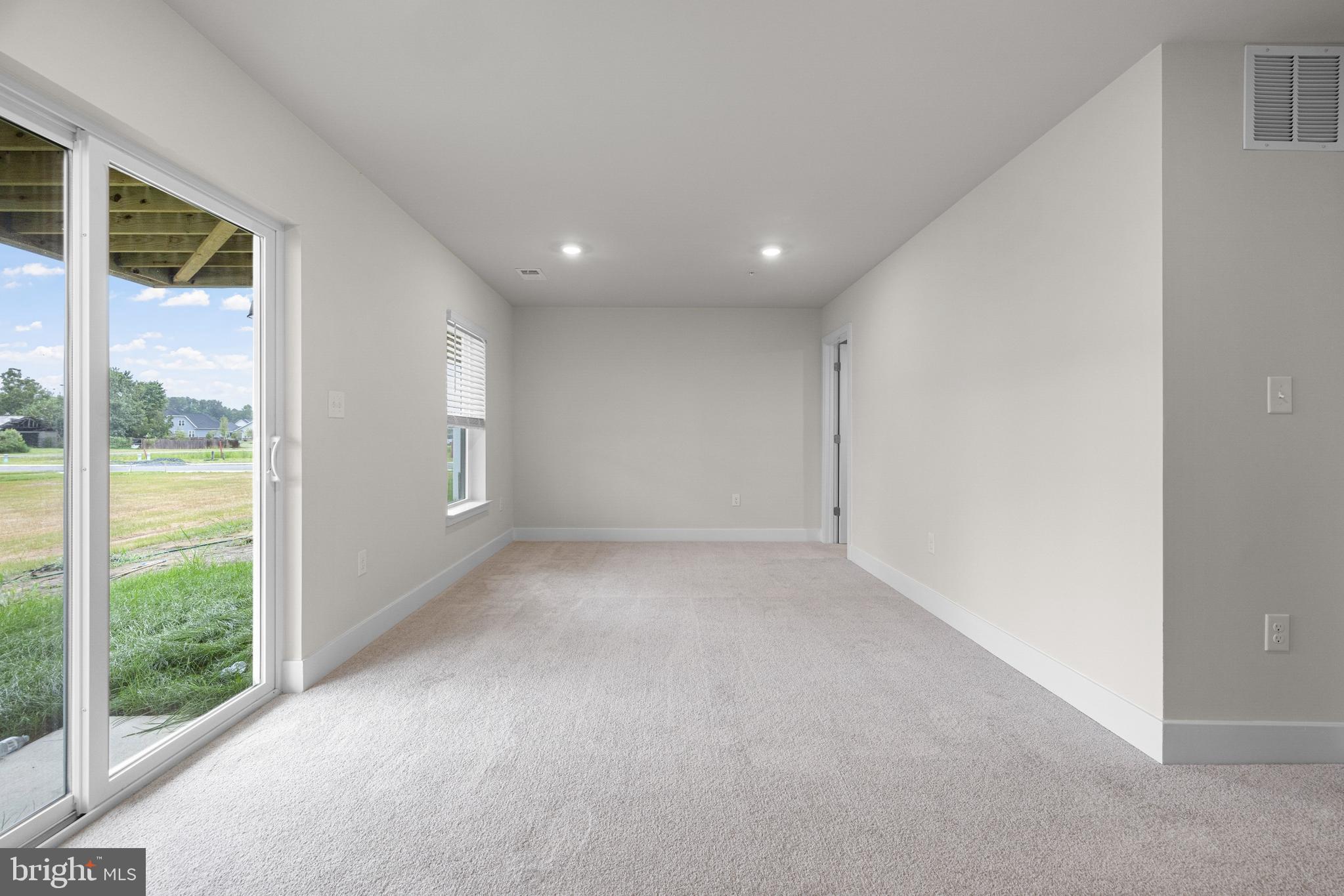 LAKESIDE AT TRAPPE - Residential