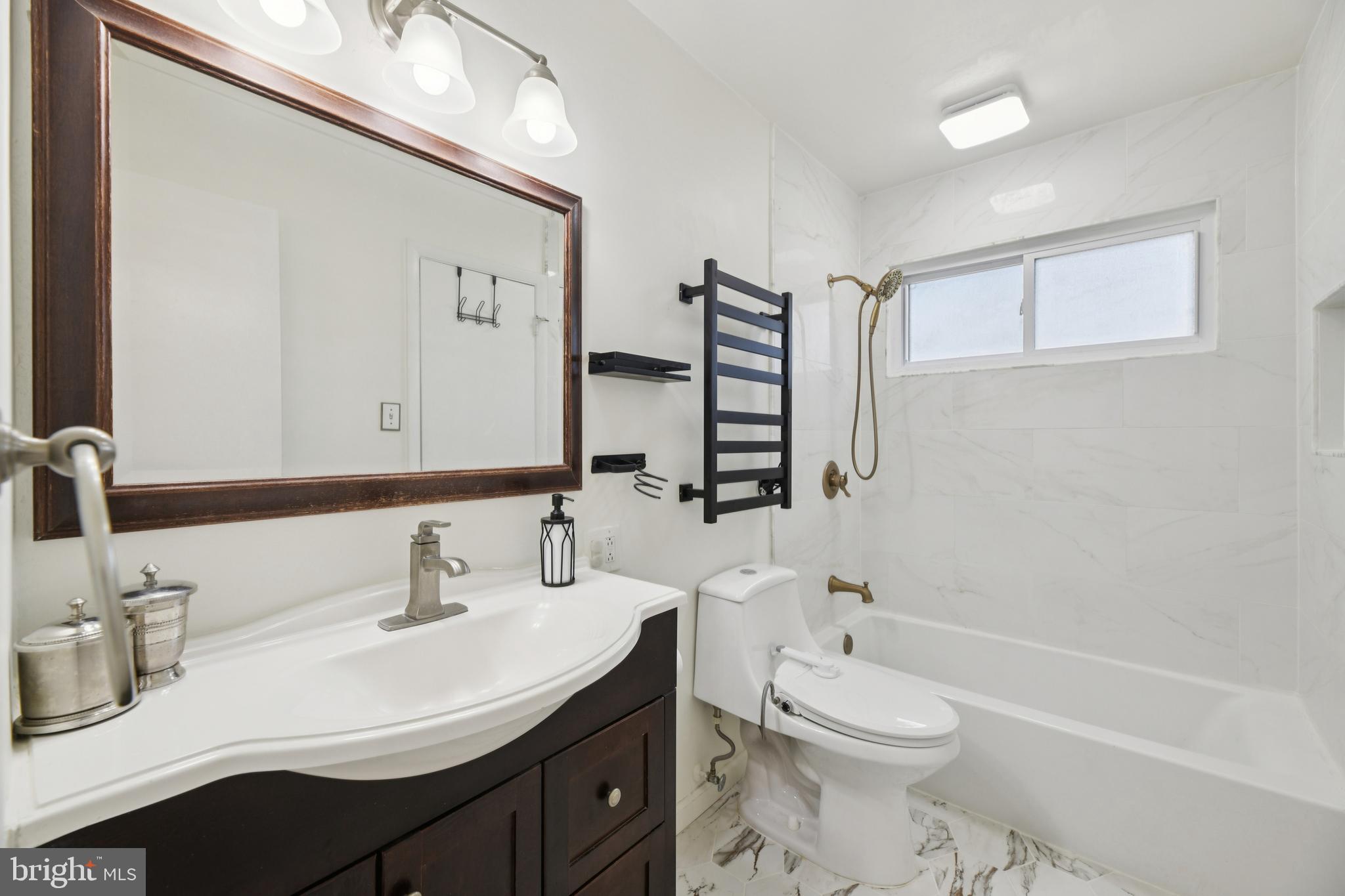 POINTER RIDGE - Residential