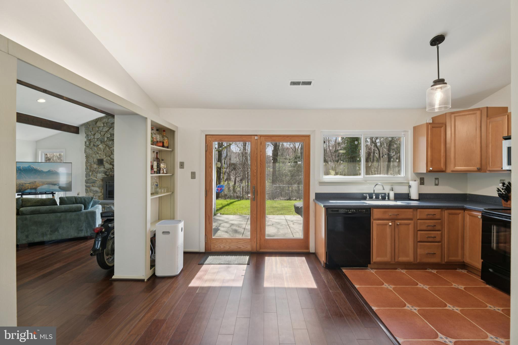 POINTER RIDGE - Residential