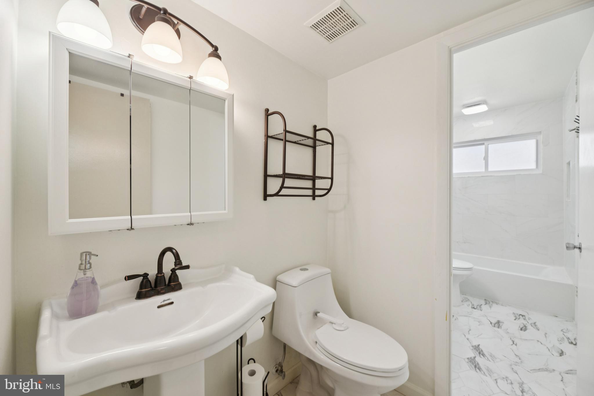 POINTER RIDGE - Residential
