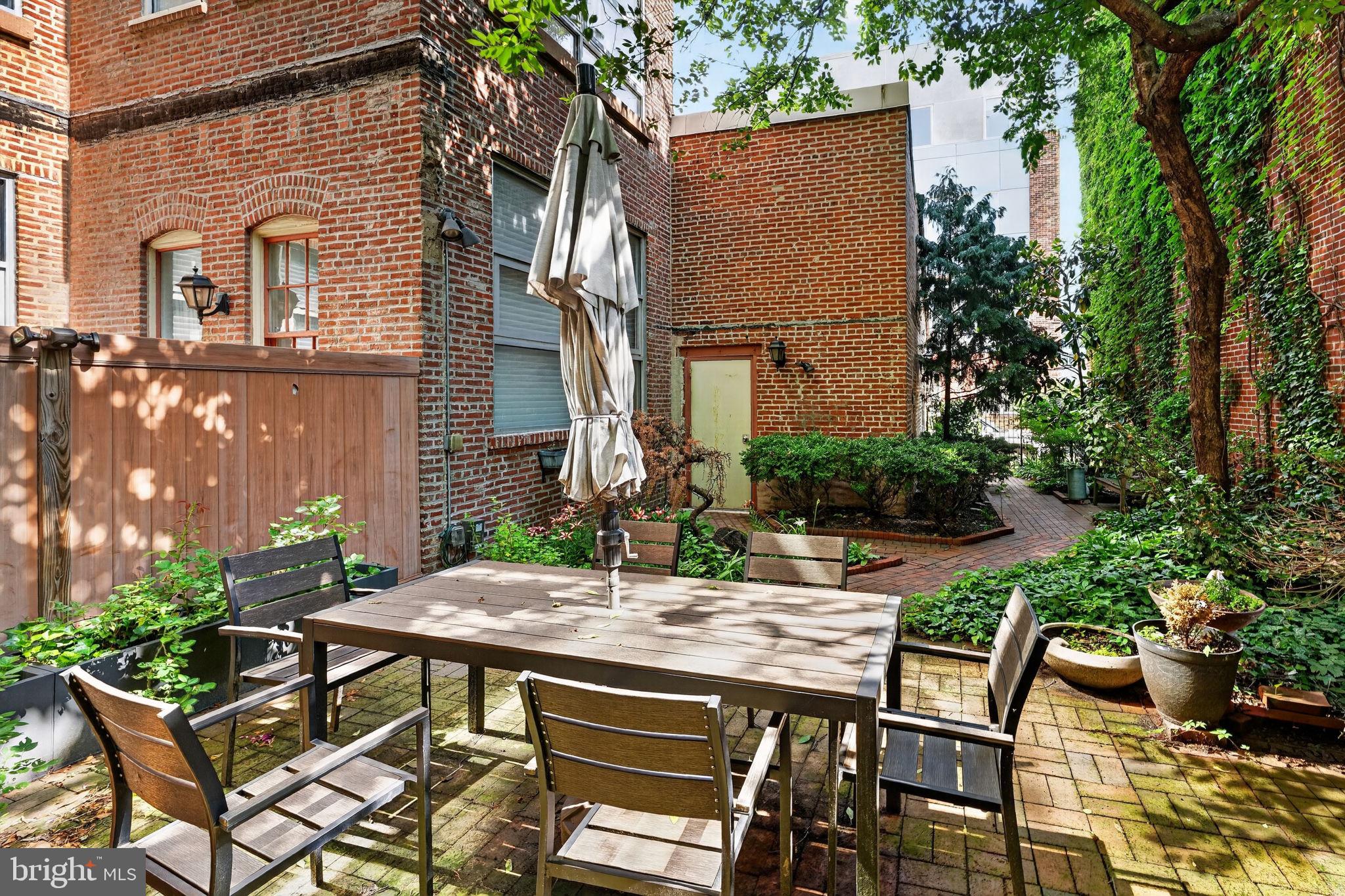 OLD CITY - Residential