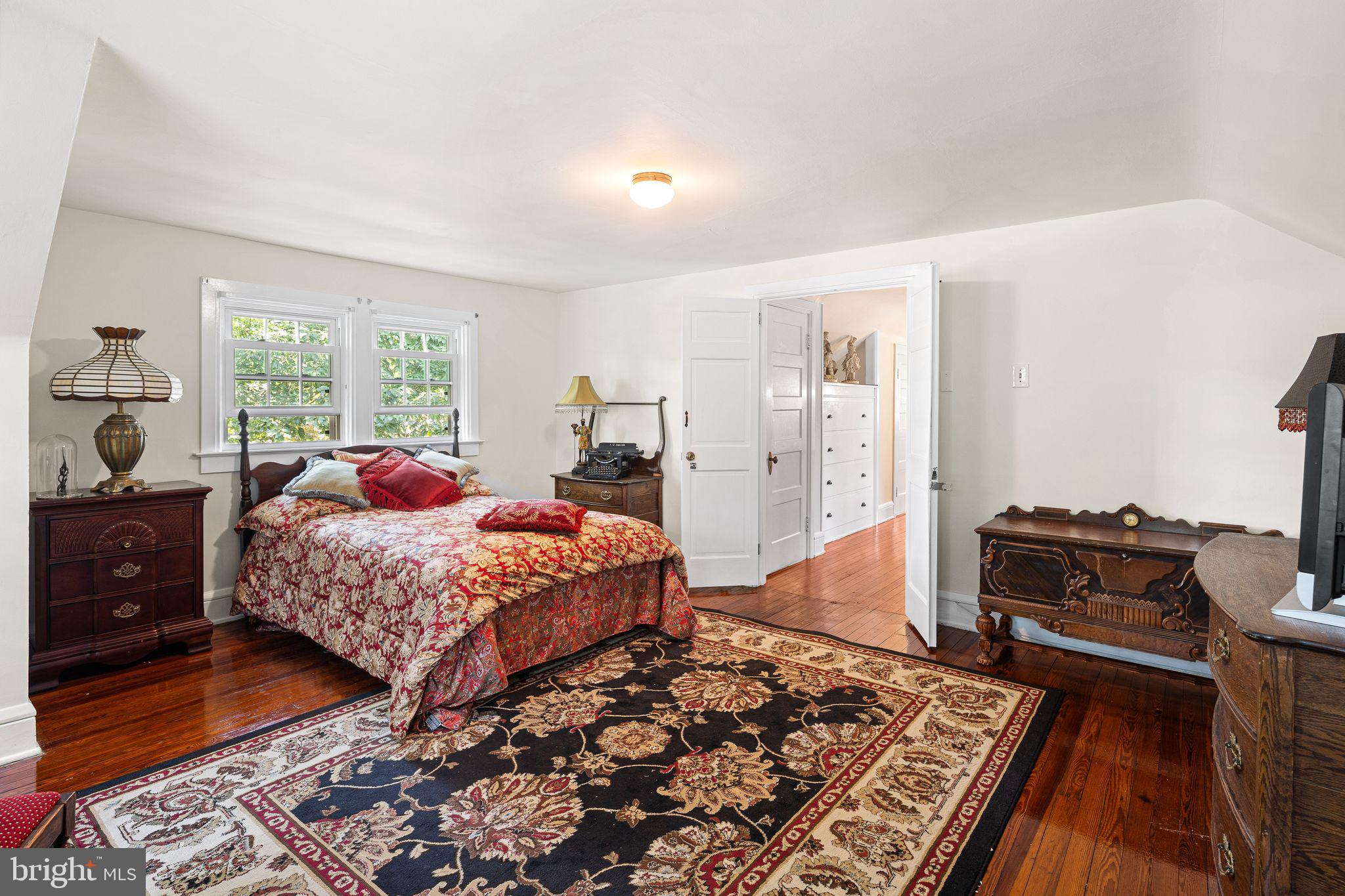 WINDSOR HILL - Residential